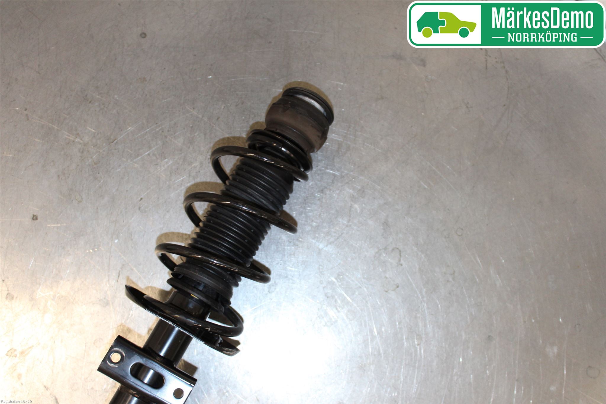 Volkswagen VW UP! / E-UP! Fjäderben Fram Höger