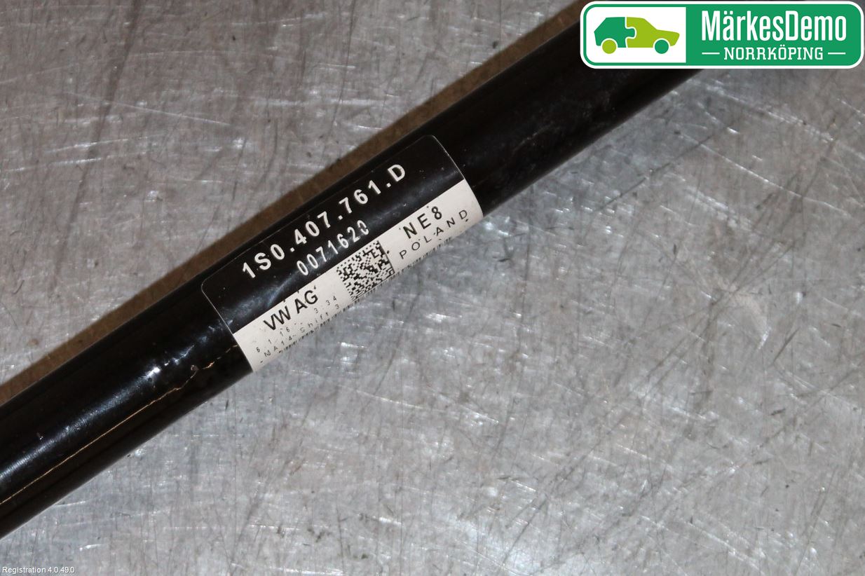 Volkswagen VW UP! / E-UP! Drivaxel Fram Vänster