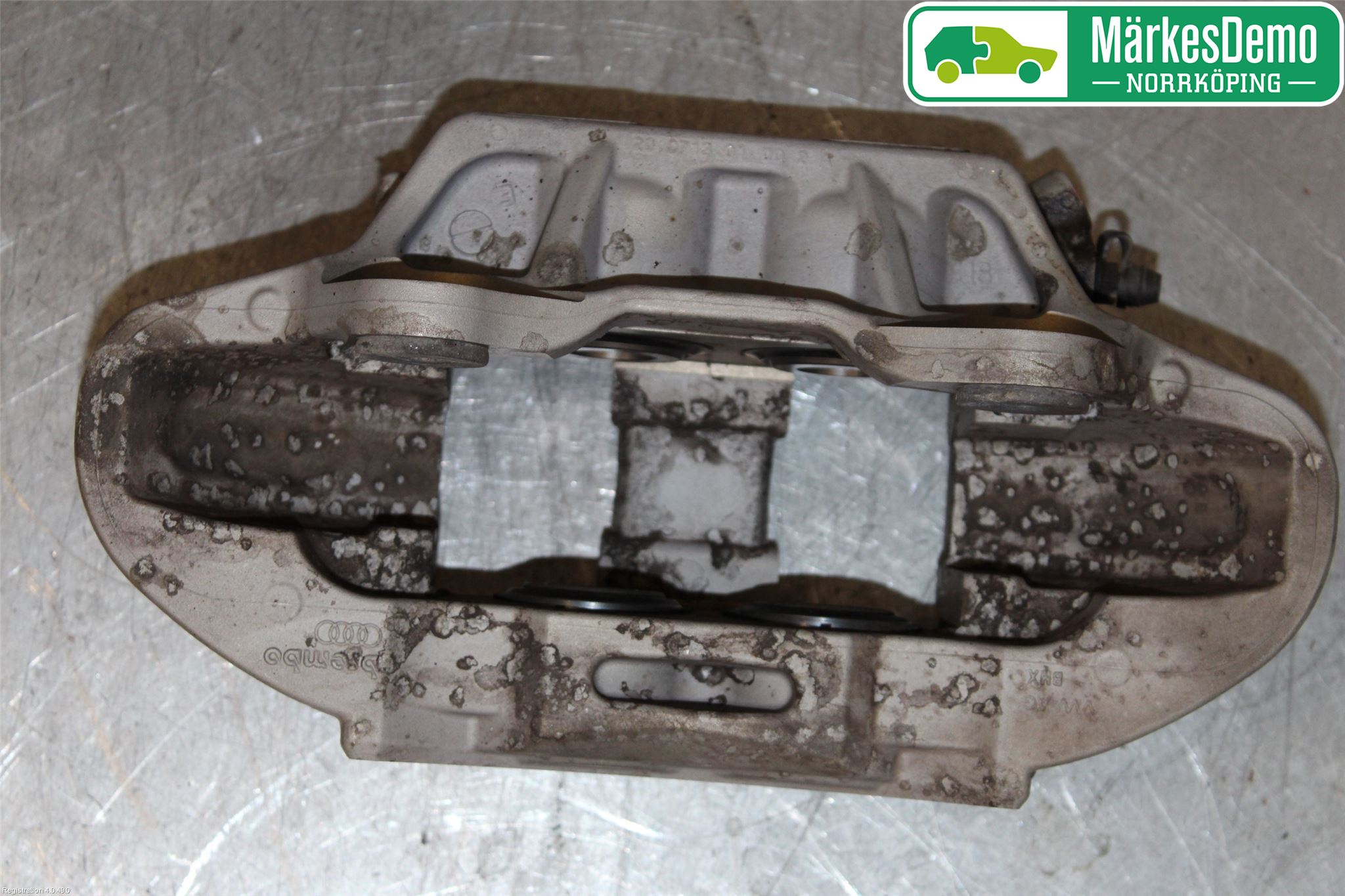 Audi Q5/SQ5 17- Bromsok Fram Vänster