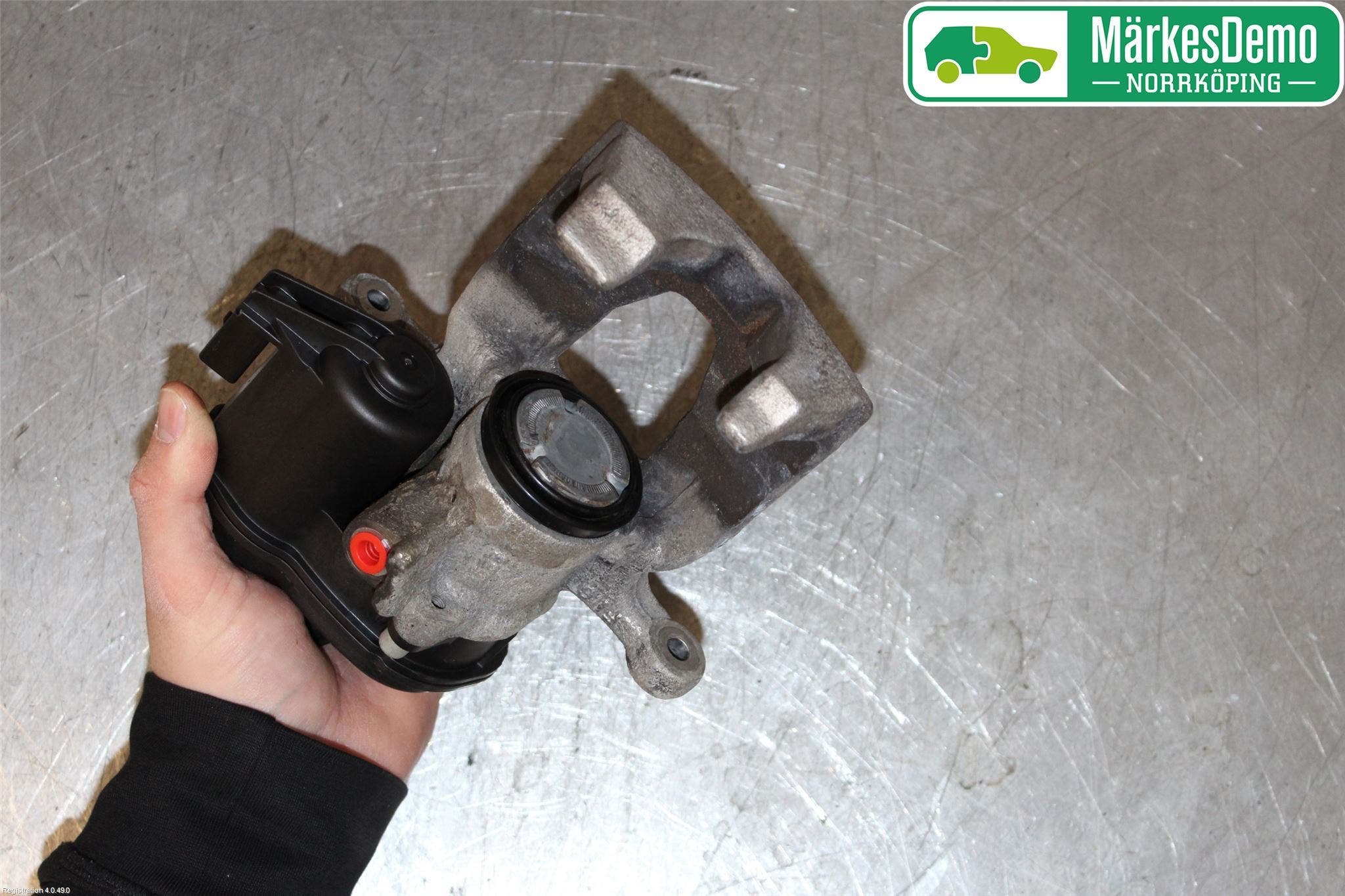 Audi Q5/SQ5 17- Bromsok Bak Höger