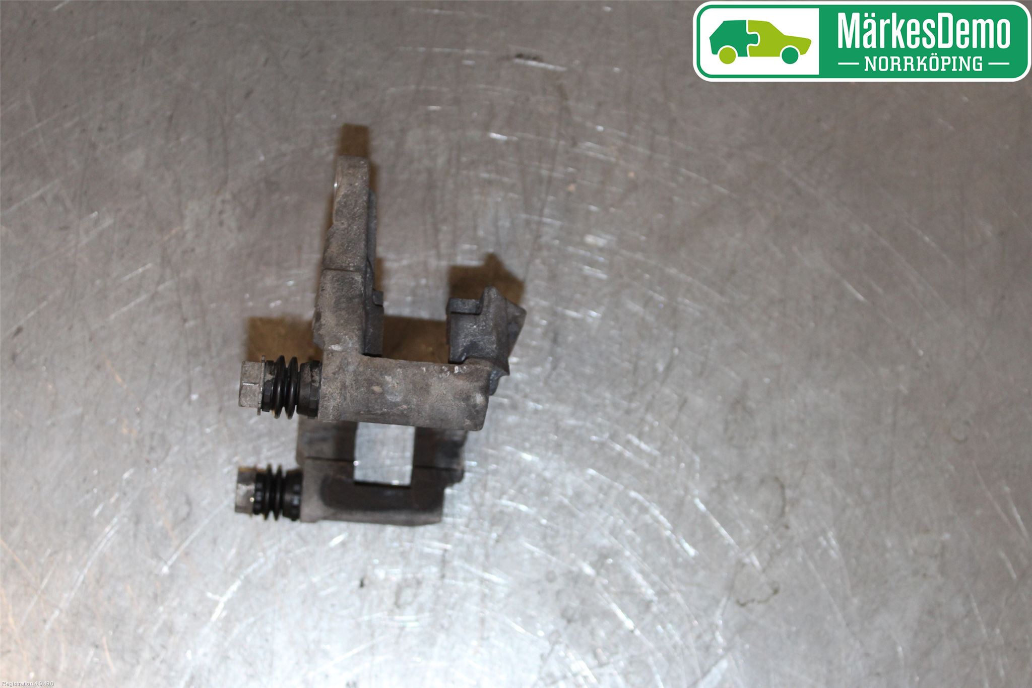 Audi Q5/SQ5 17- Bromsokshållare