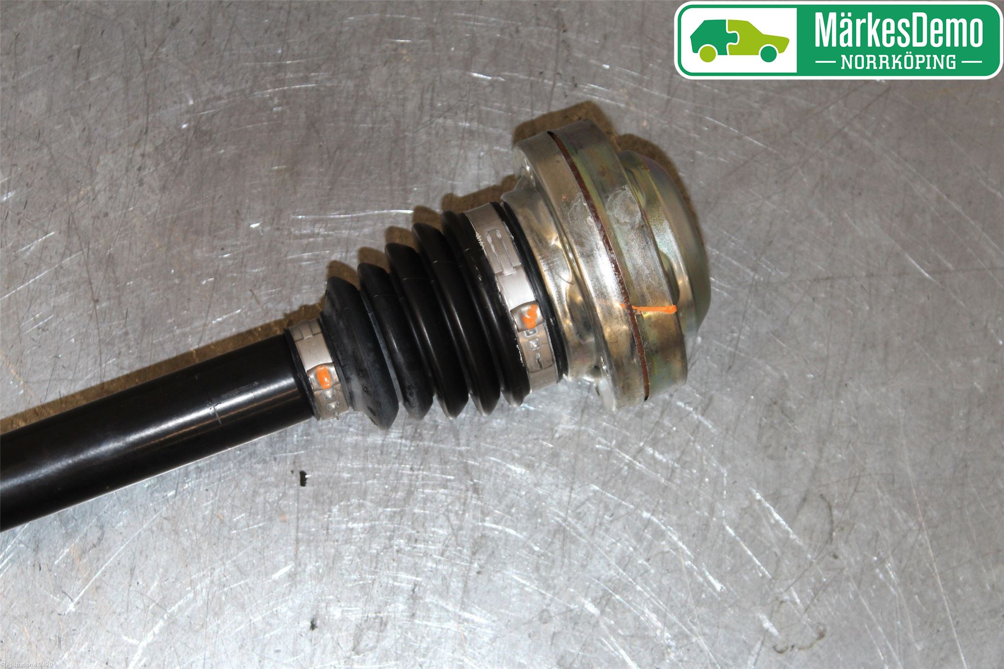 Audi Q5/SQ5 17- Drivaxel Bak Vänster