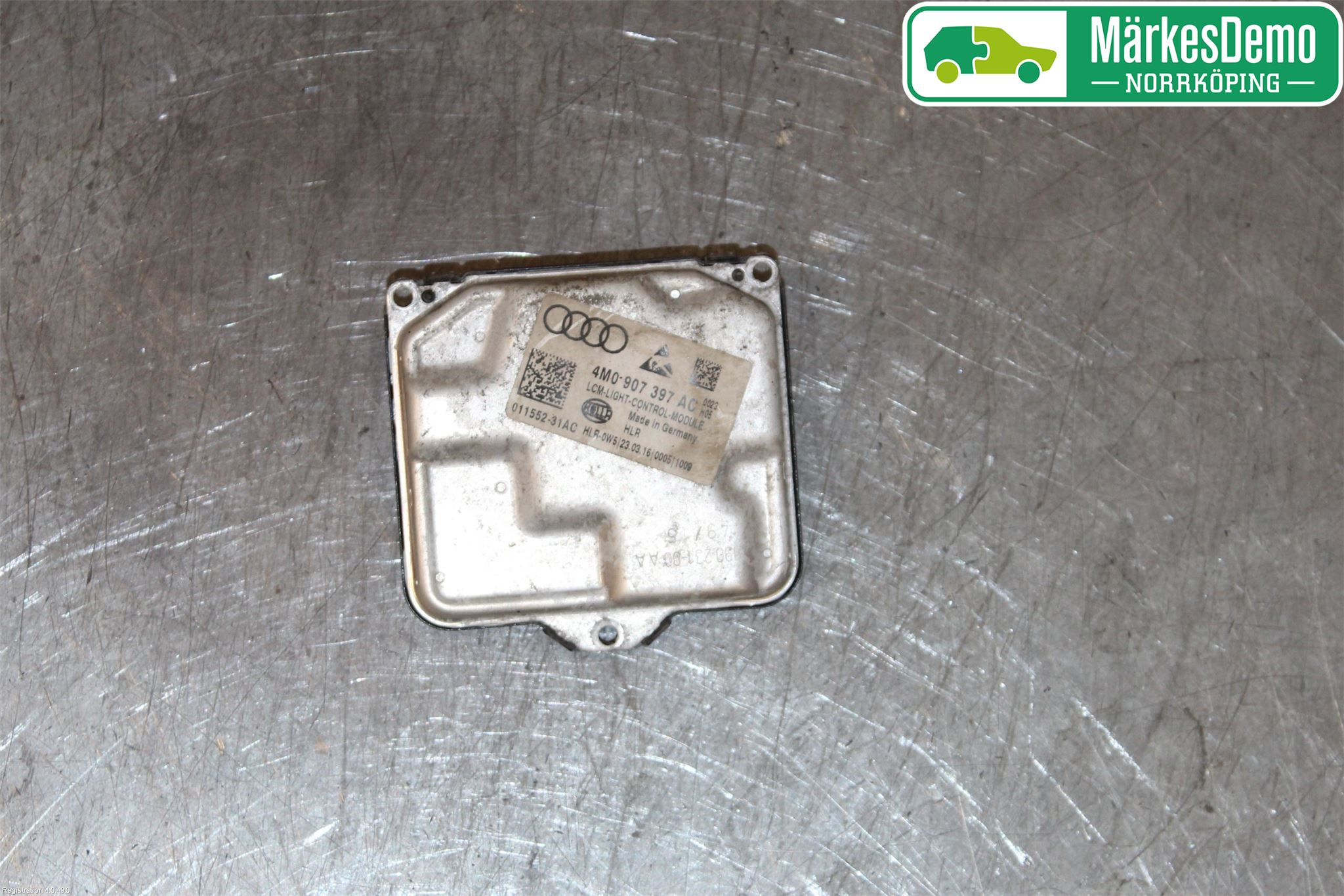 Audi A4/S4 B9 16-19 Styrenhet Strålkastare