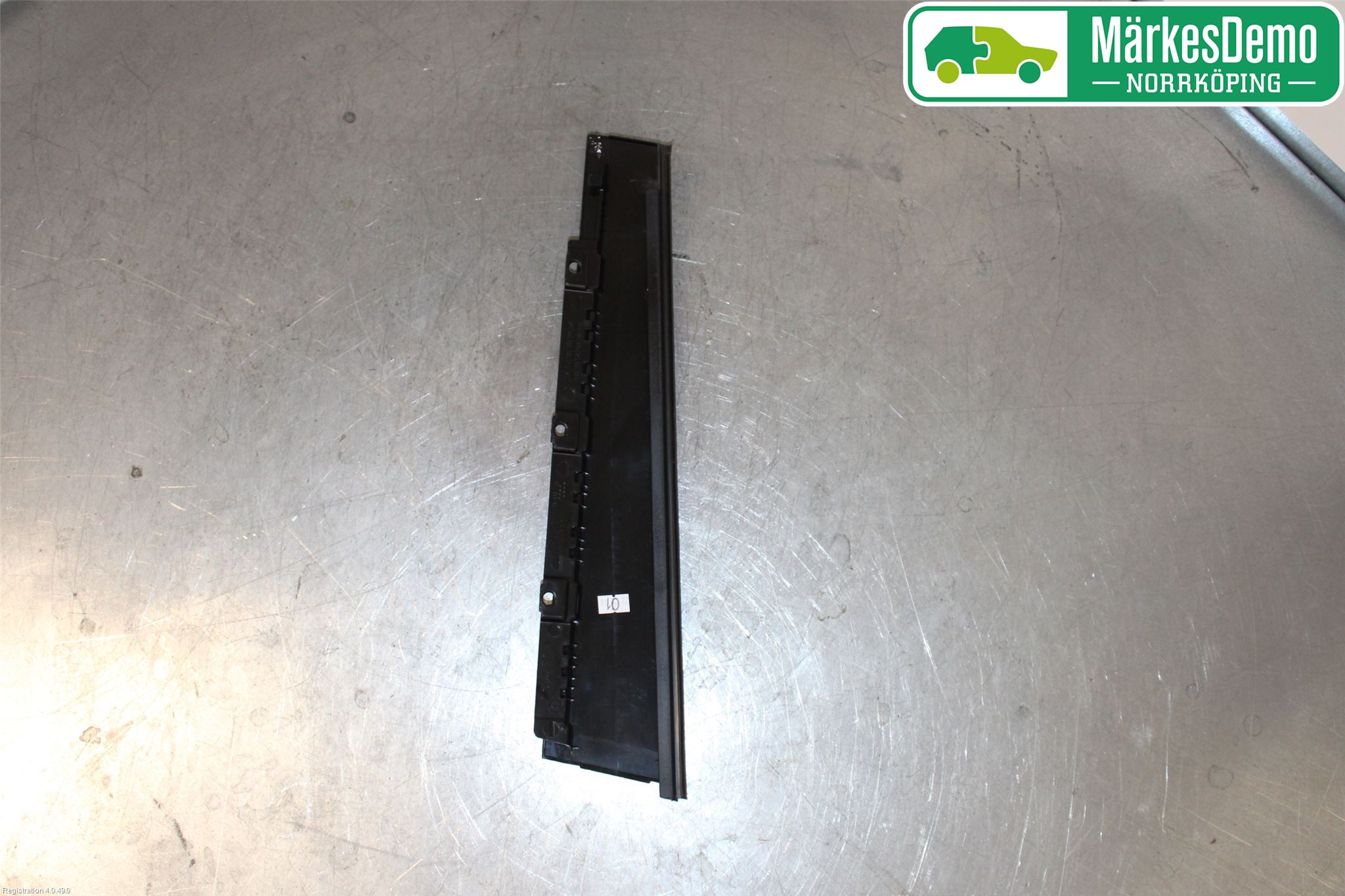 Audi Q5/SQ5 17- Dörr Dekorlist Bak Vä