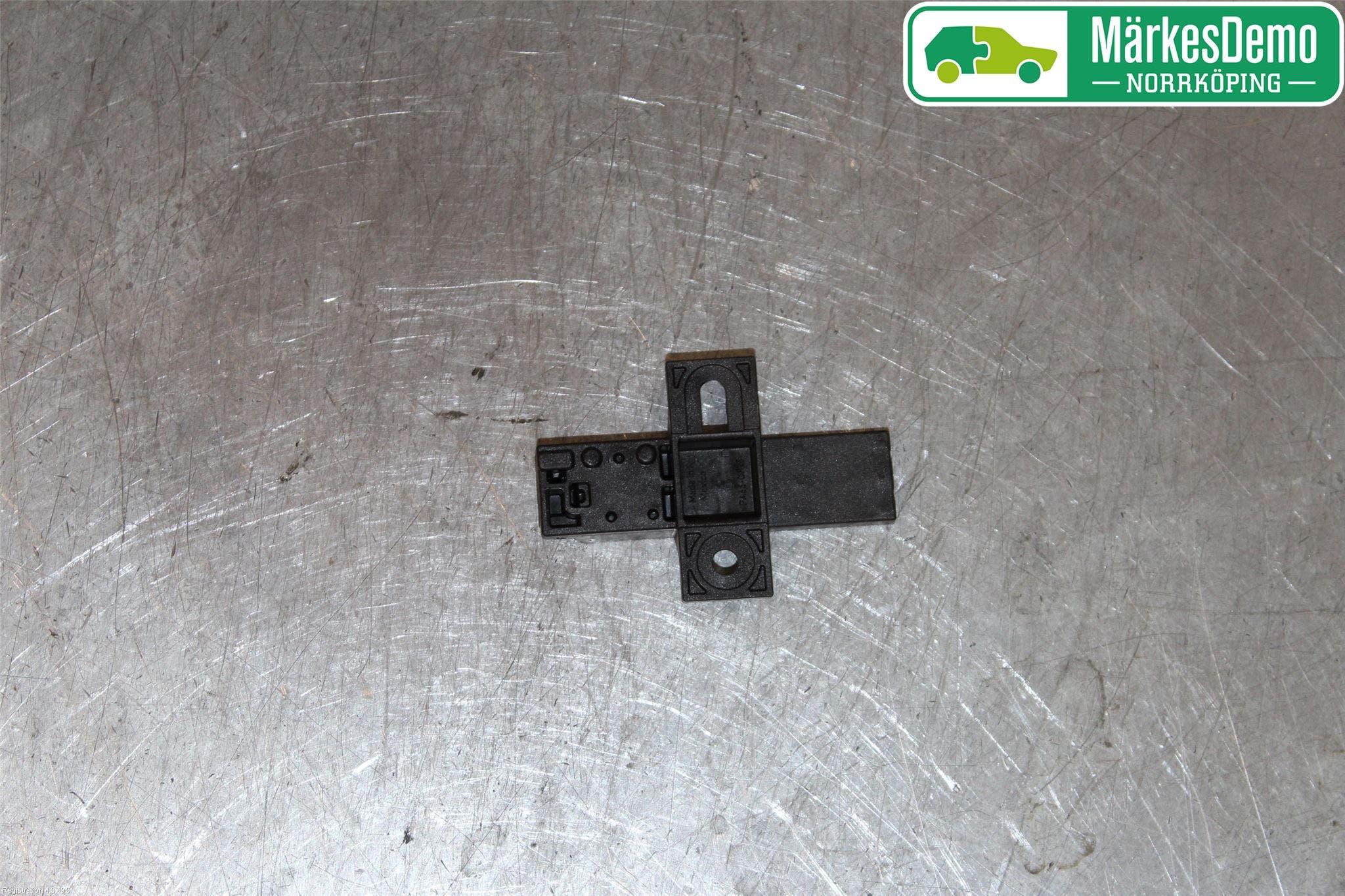 Audi Q5/SQ5 17- Antenn