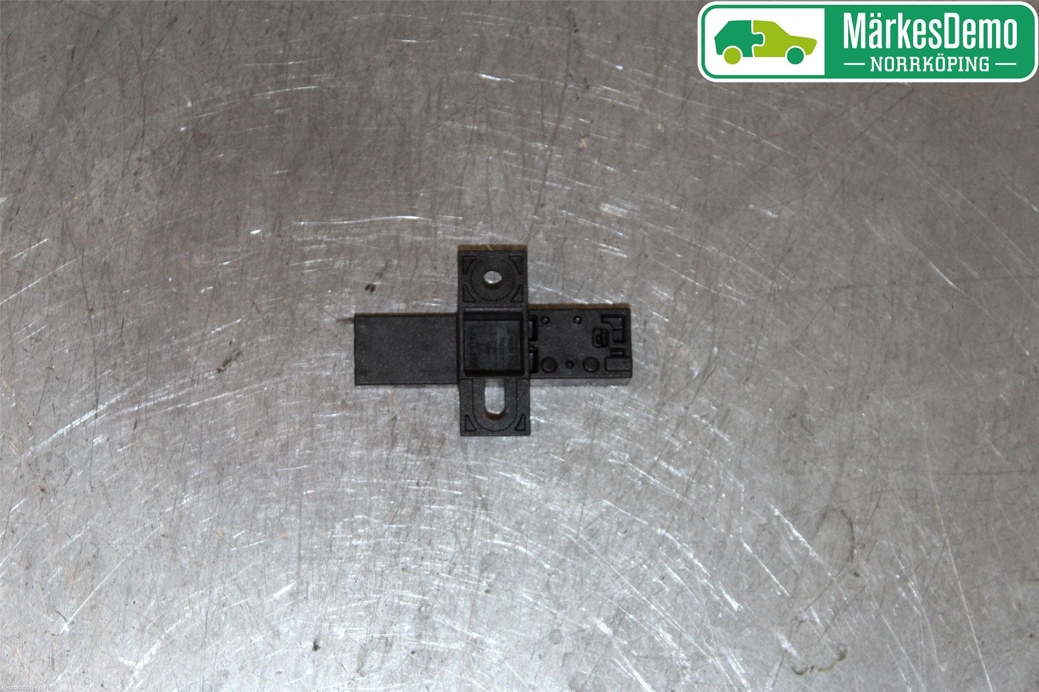 Audi Q5/SQ5 17- Antenn