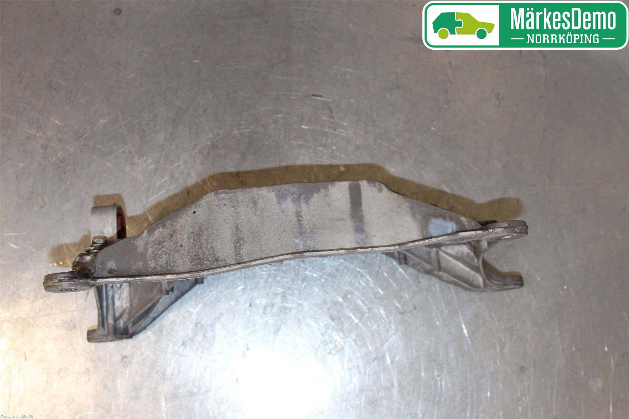 Audi A4/S4 B9 16-19 Växellådsbalk