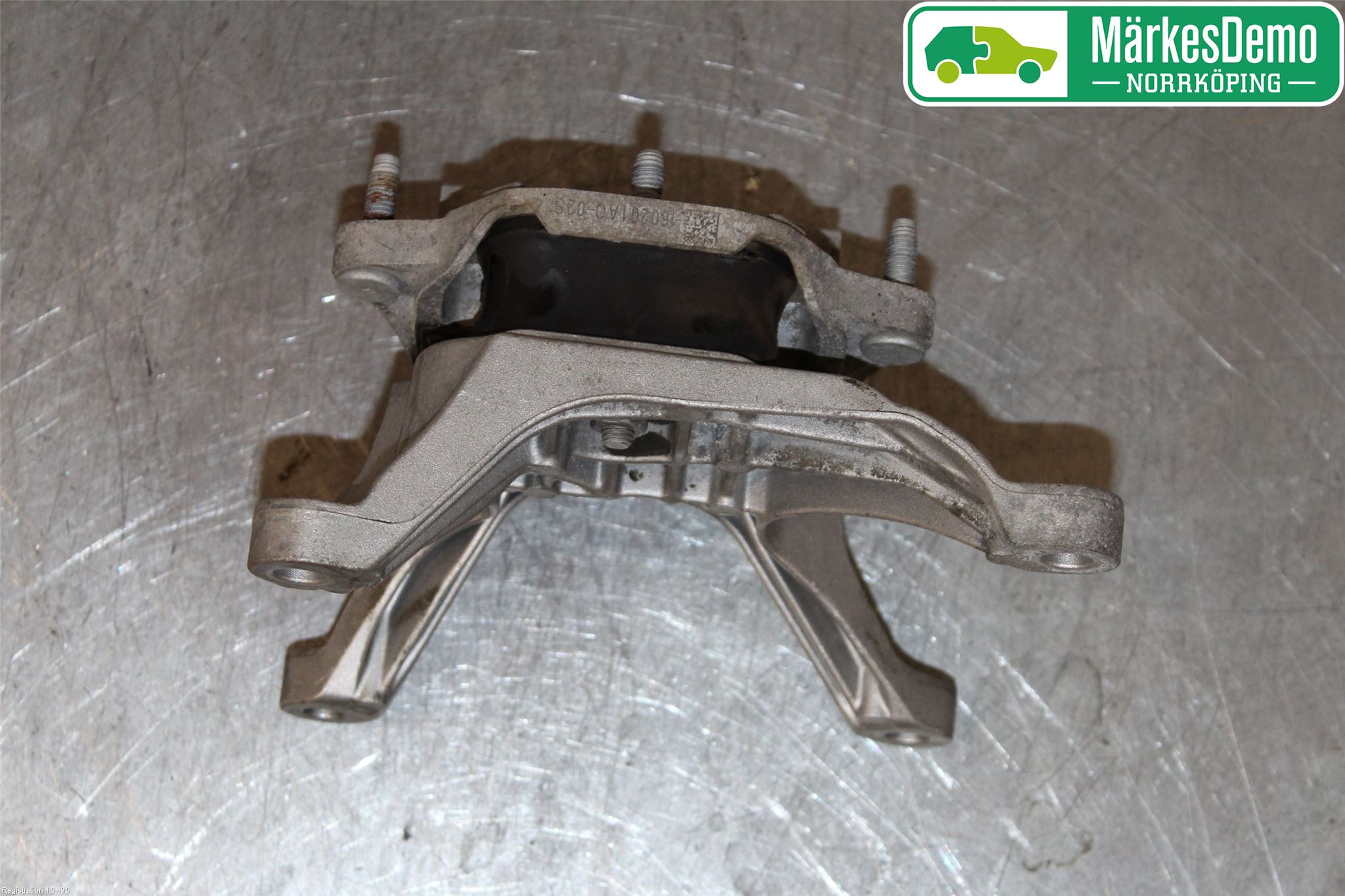 Audi A4/S4 B9 16-19 Växellådsfäste