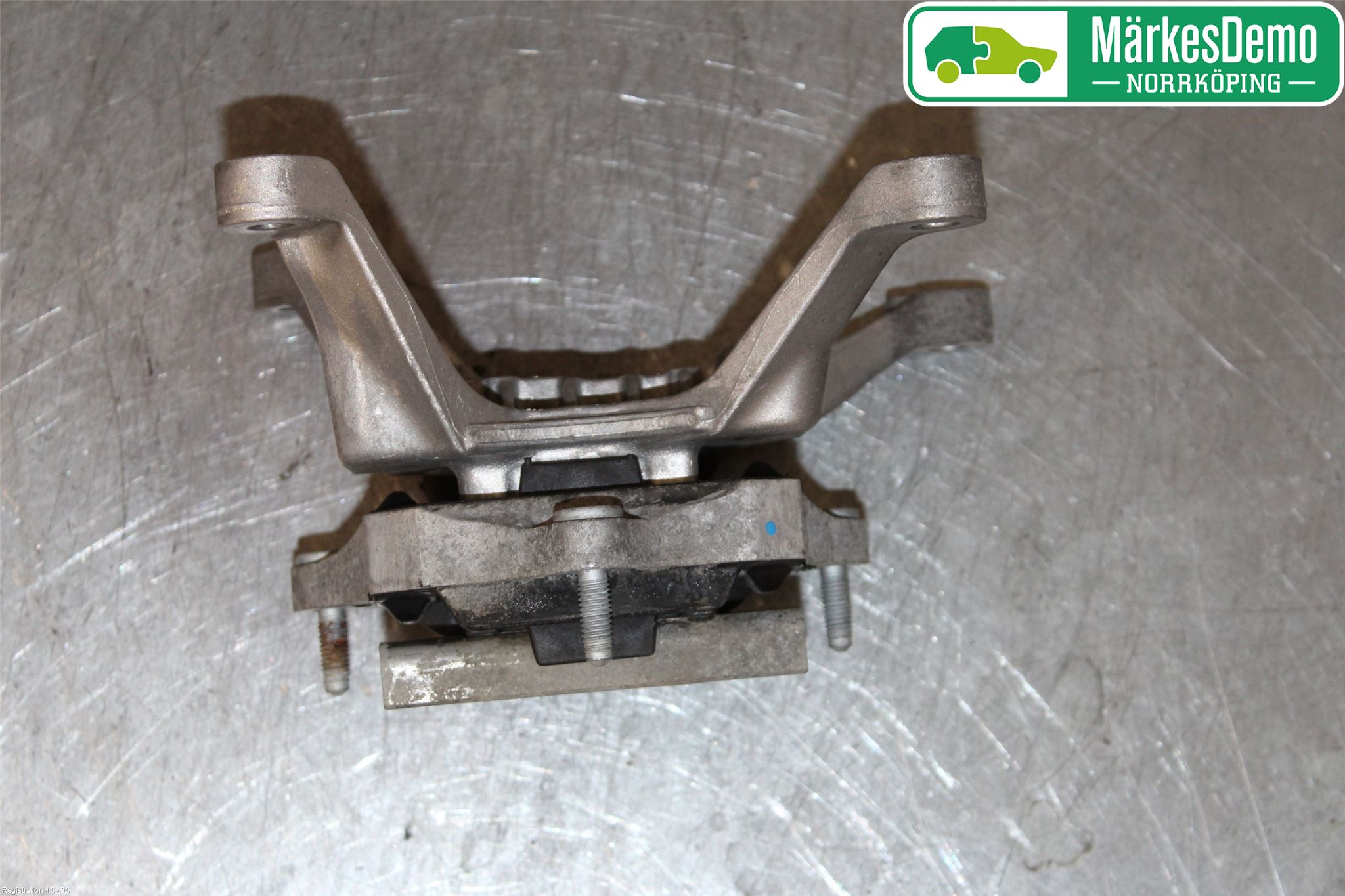 Audi A4/S4 B9 16-19 Växellådsfäste