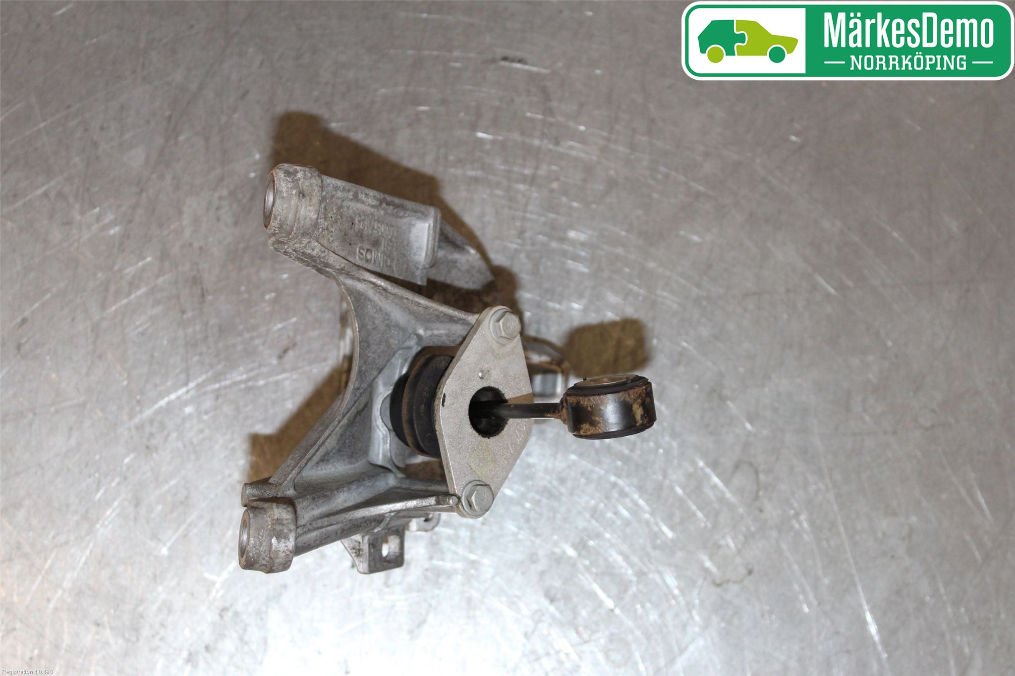 Audi A4/S4 B9 16-19 Motorfäste