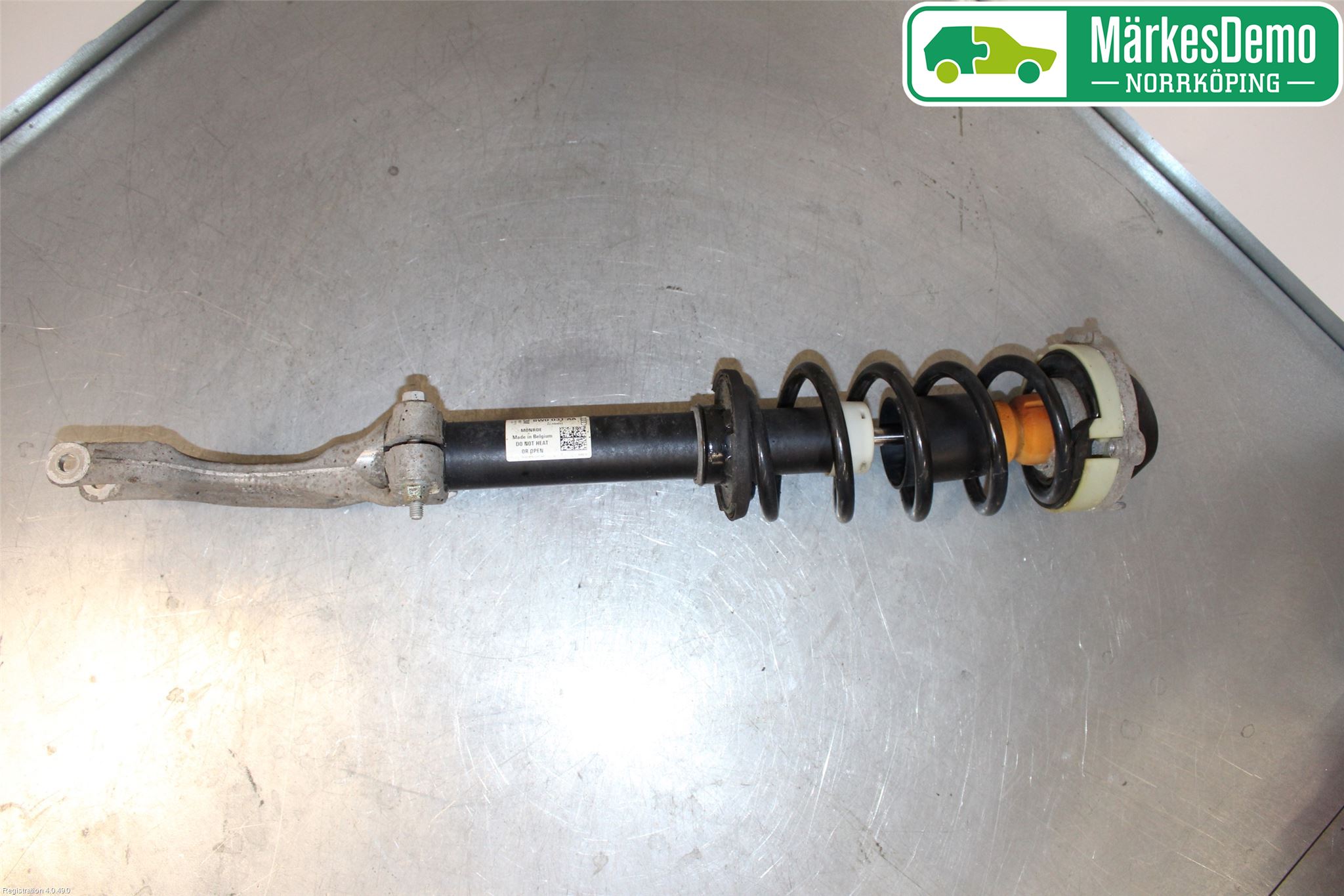 Audi A4/S4 B9 16-19 Fjäderben Fram Vänster