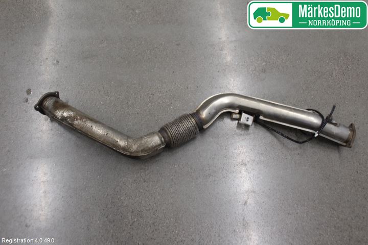 Audi A4/S4 B9 16-19 Avgas Främre Rör