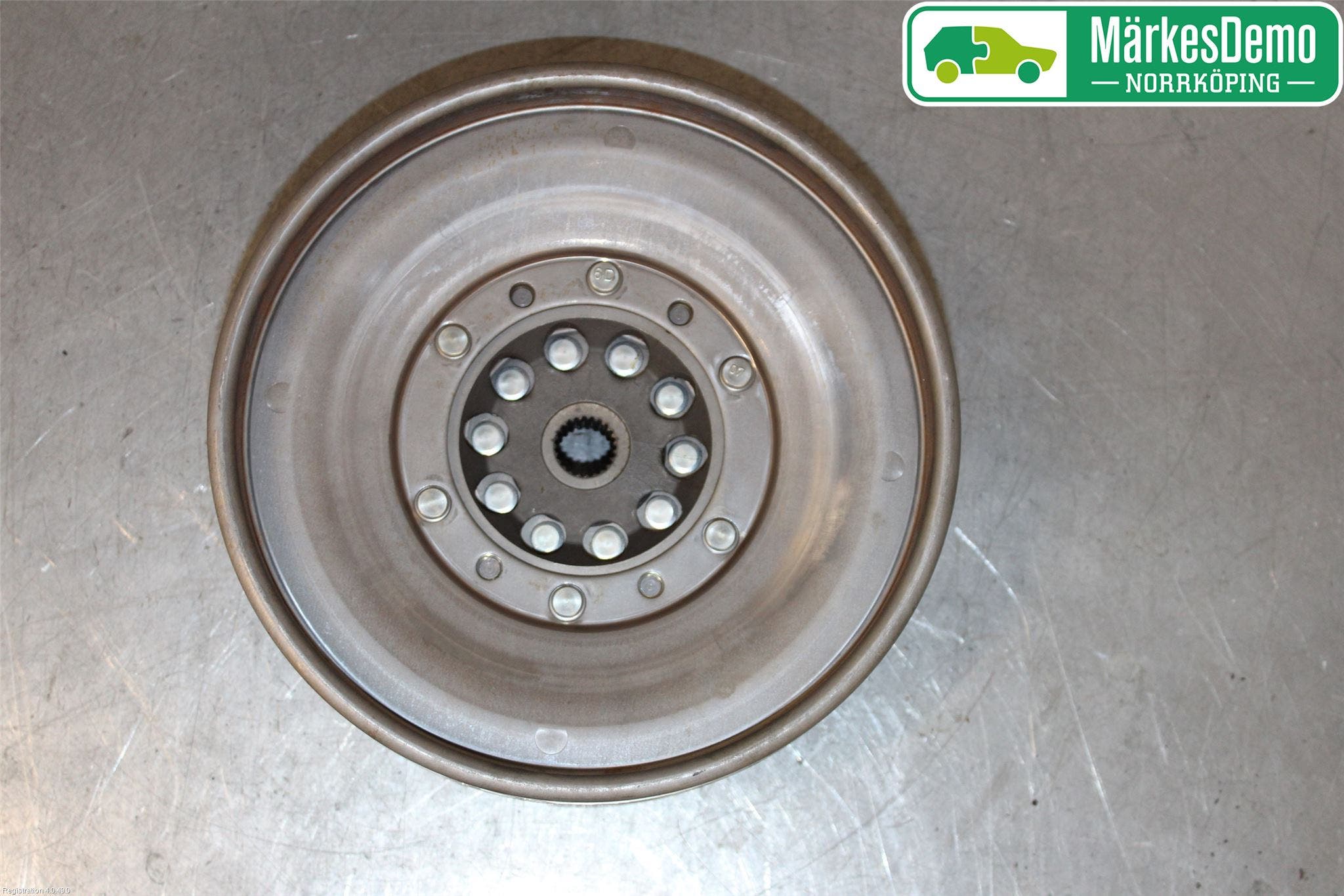 Audi A4/S4 B9 16-19 Svänghjul Aut