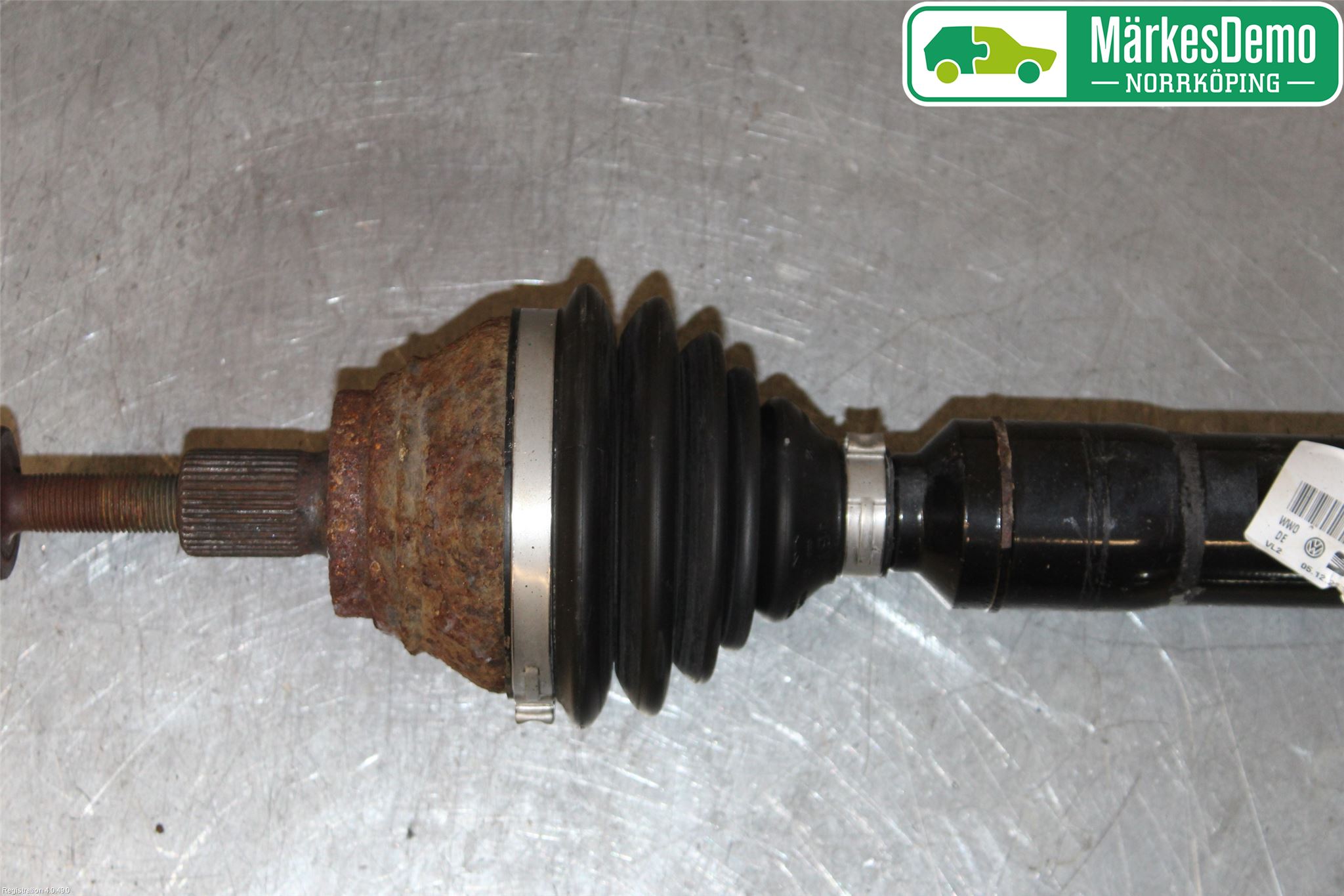Volkswagen VW PASSAT CC 08-16 Drivaxel Fram Höger