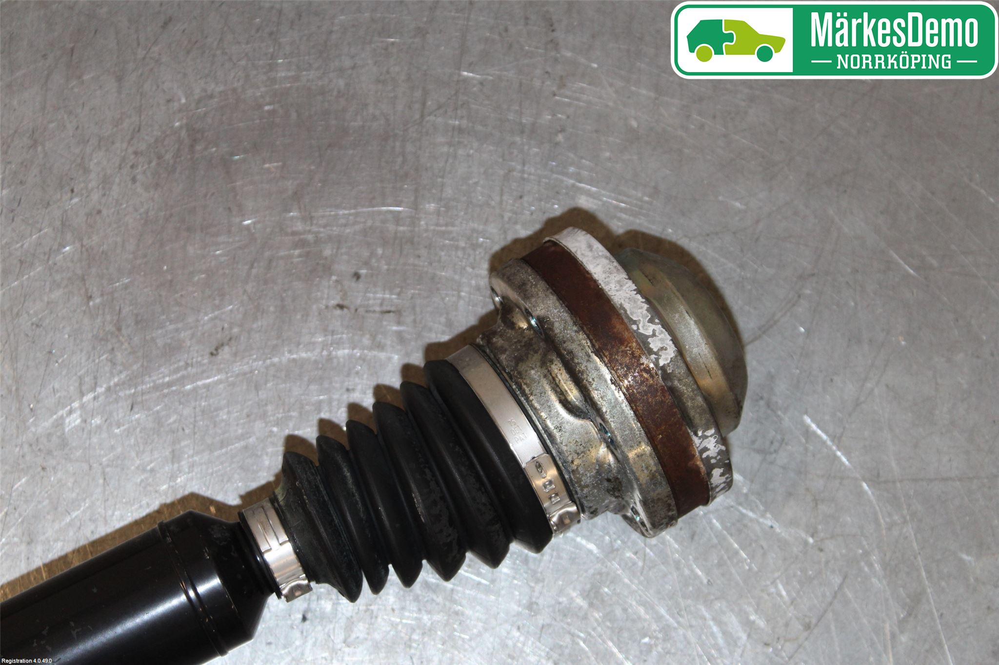 Volkswagen VW PASSAT CC 08-16 Drivaxel Fram Höger