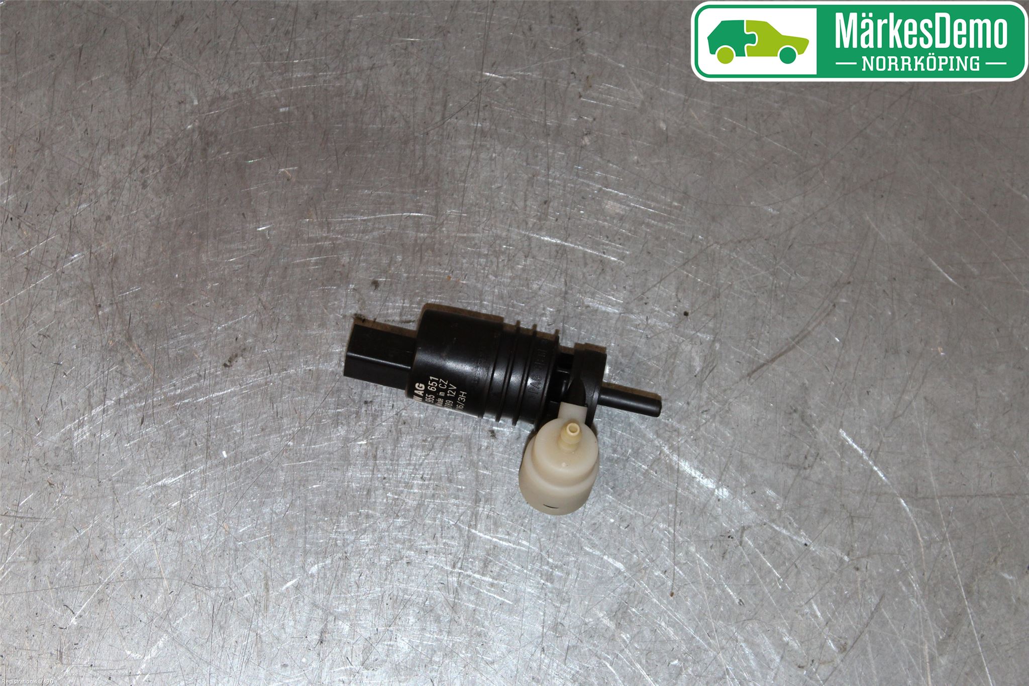 Volkswagen VW PASSAT 15-19 Spolarpump Vindruta