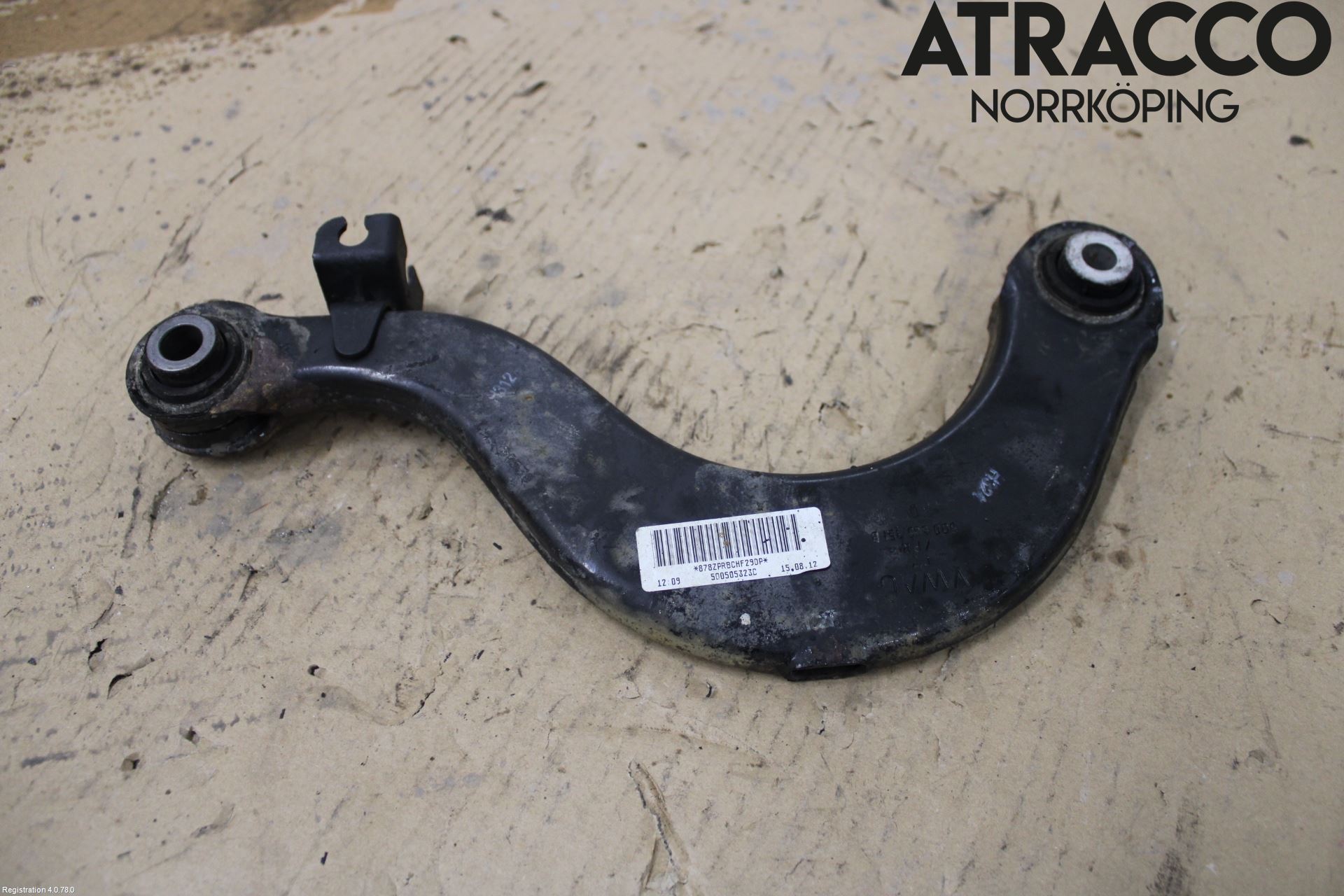 Volkswagen VW PASSAT 11-14 Bärarm Bak Övre Höger