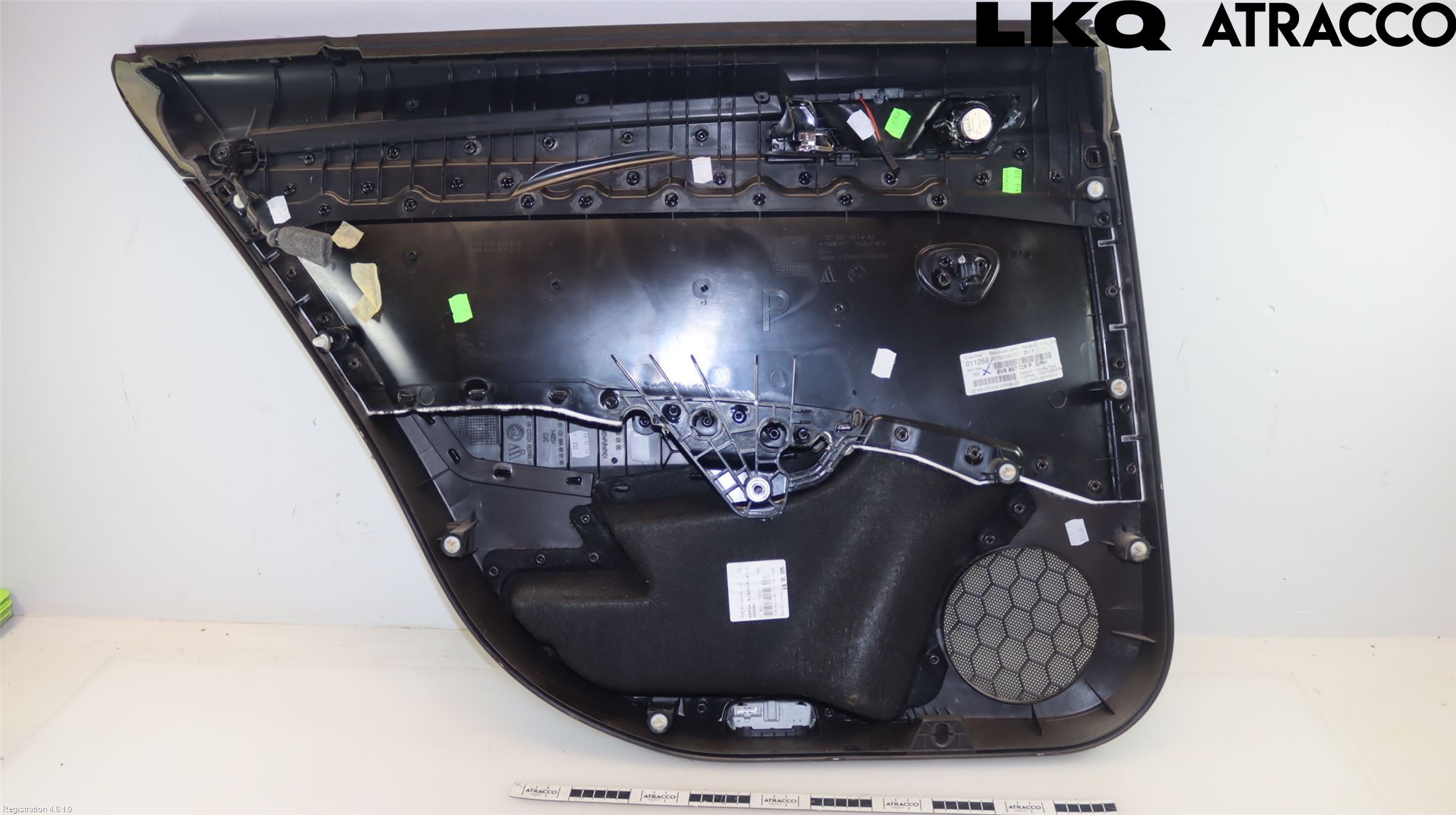 Skoda SUPERB 16-24 Dörrklädsel Hö