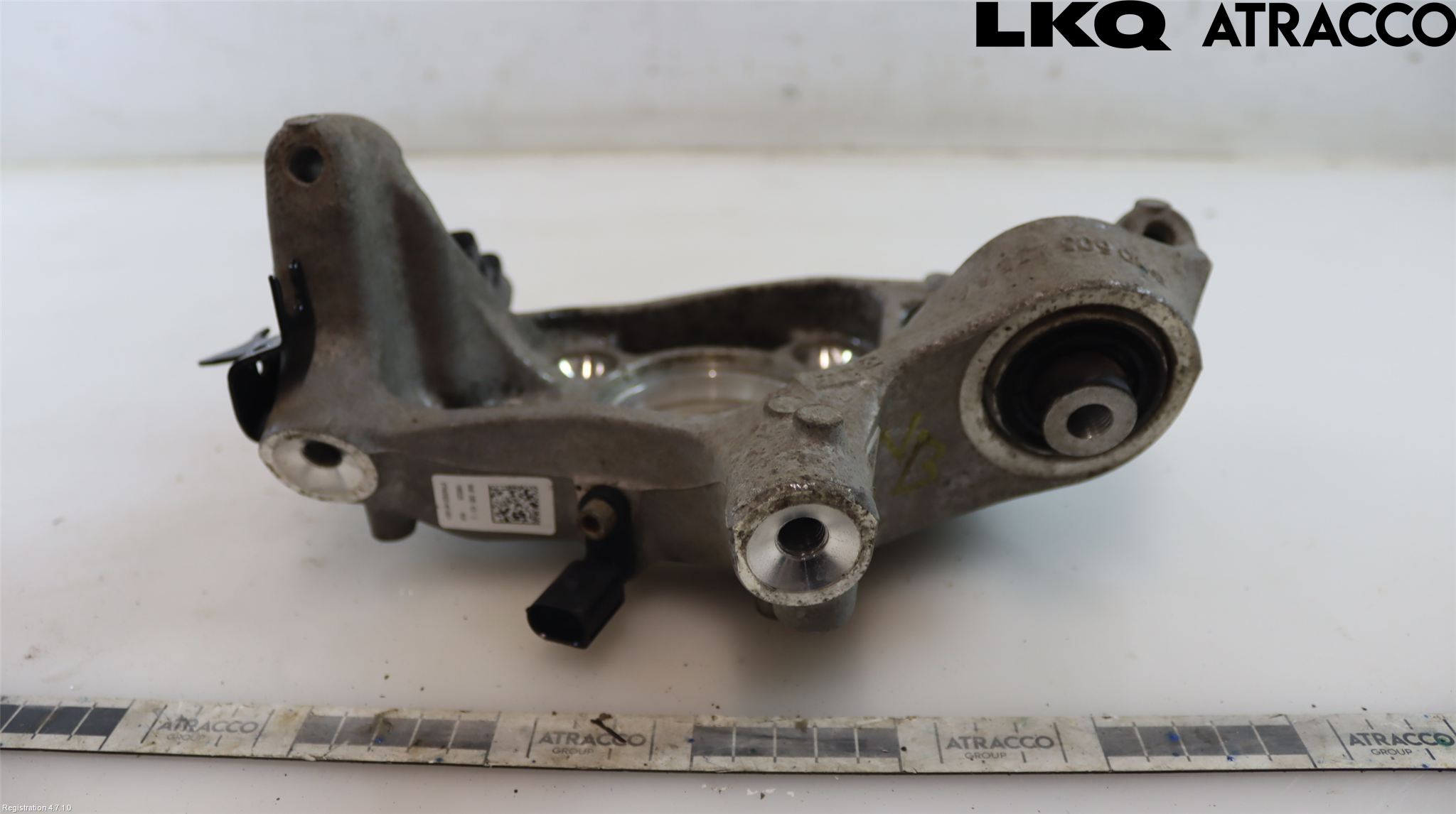 Audi A4/S4 B9 20- Hjullagerhus-Spindel Vä B