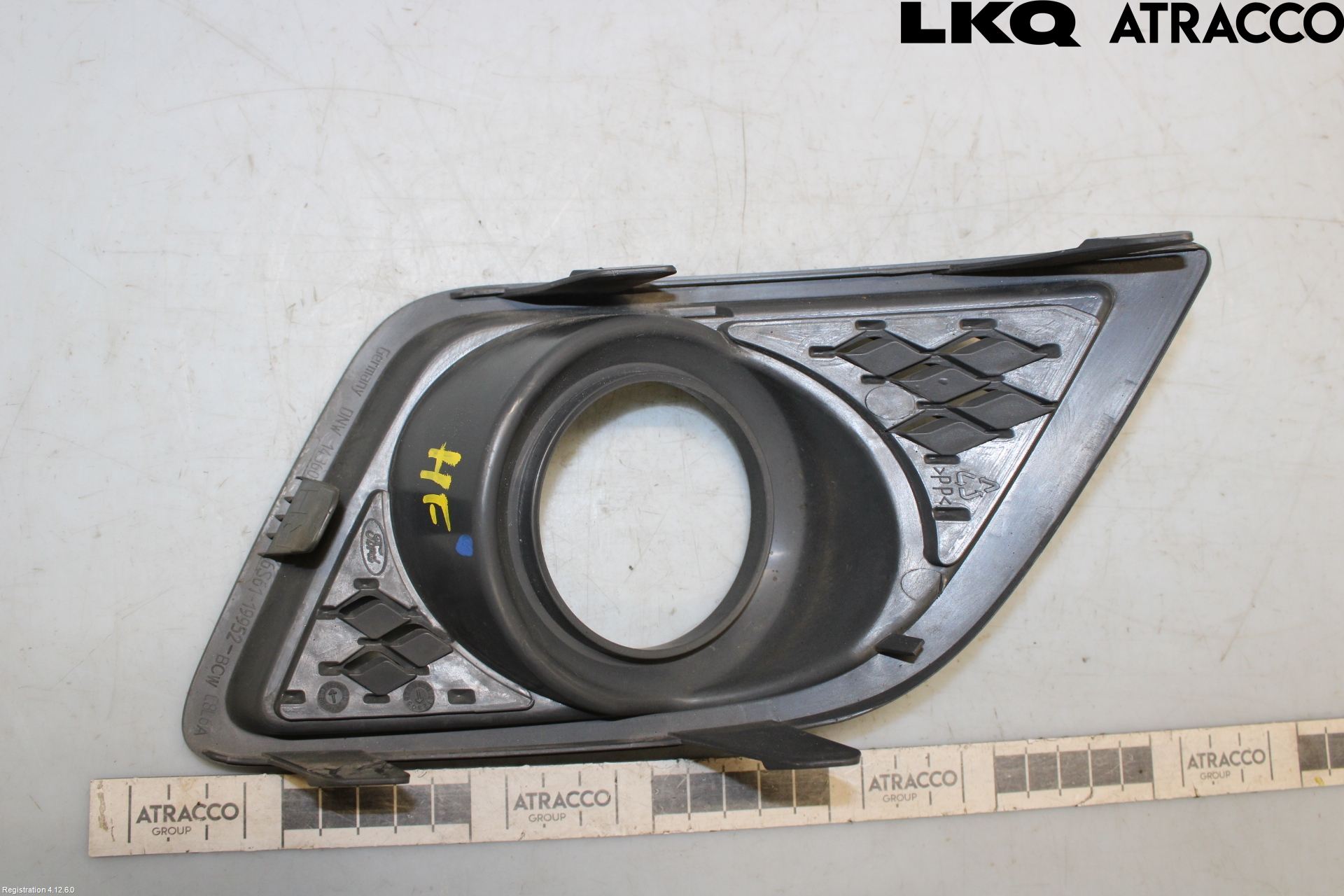 Ford FIESTA     06-08 Dimljussarg Fram
