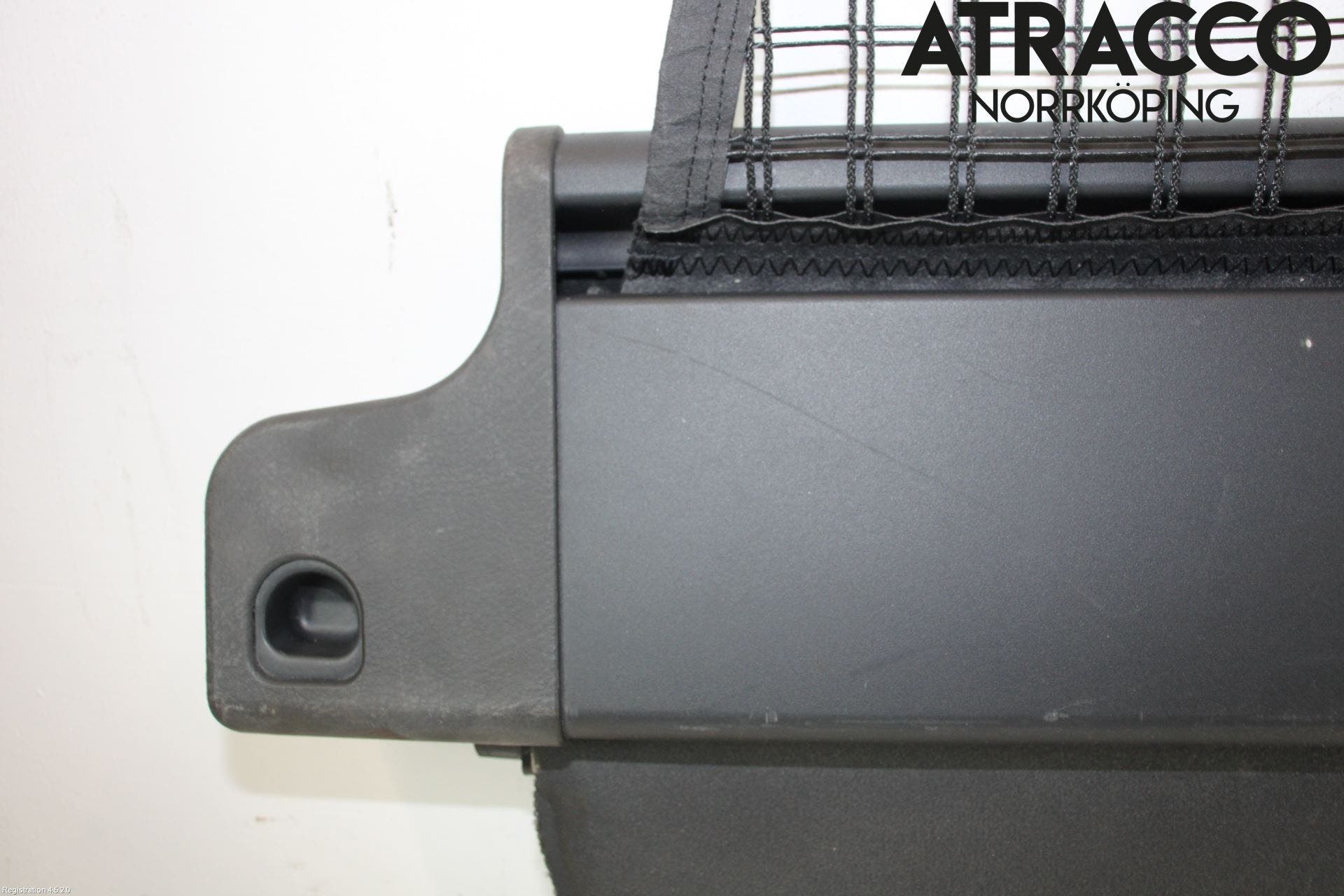 Toyota AVENSIS 03-06 Hatthylla