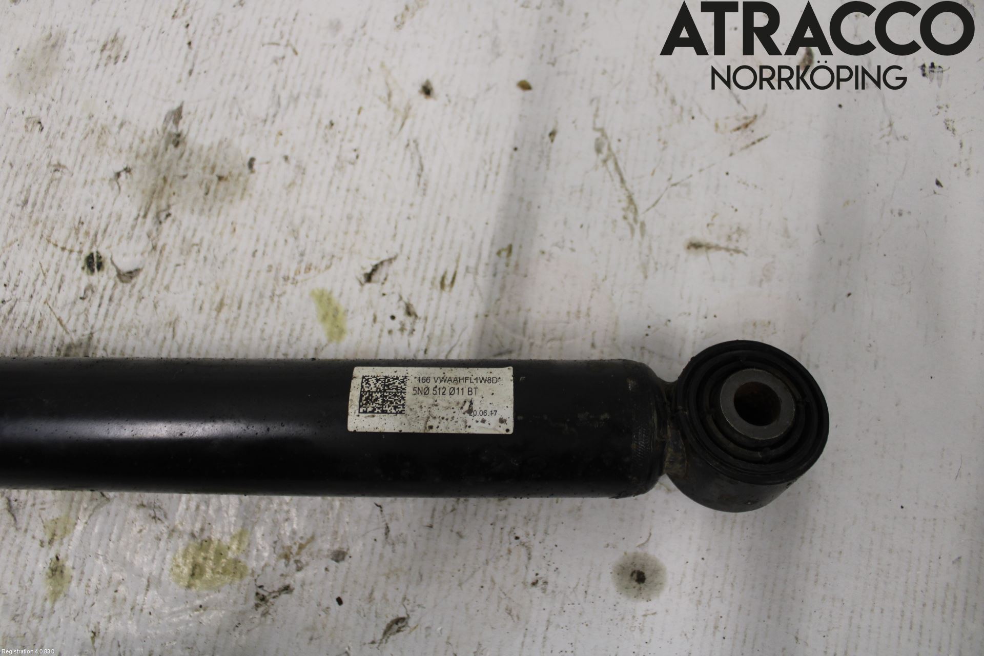 Audi Q3 8U 12-18 Stötdämpare Bak