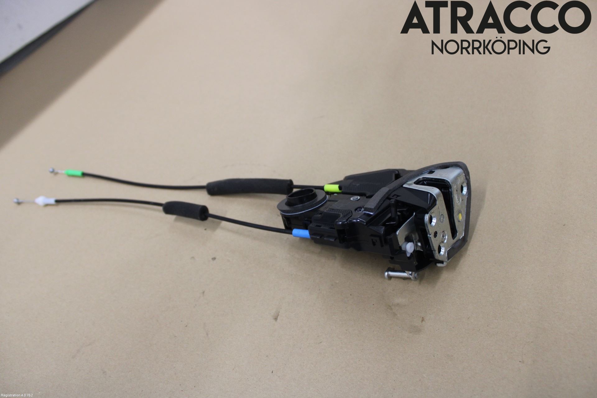 Toyota COROLLA 19- Låskista-Dörrlås