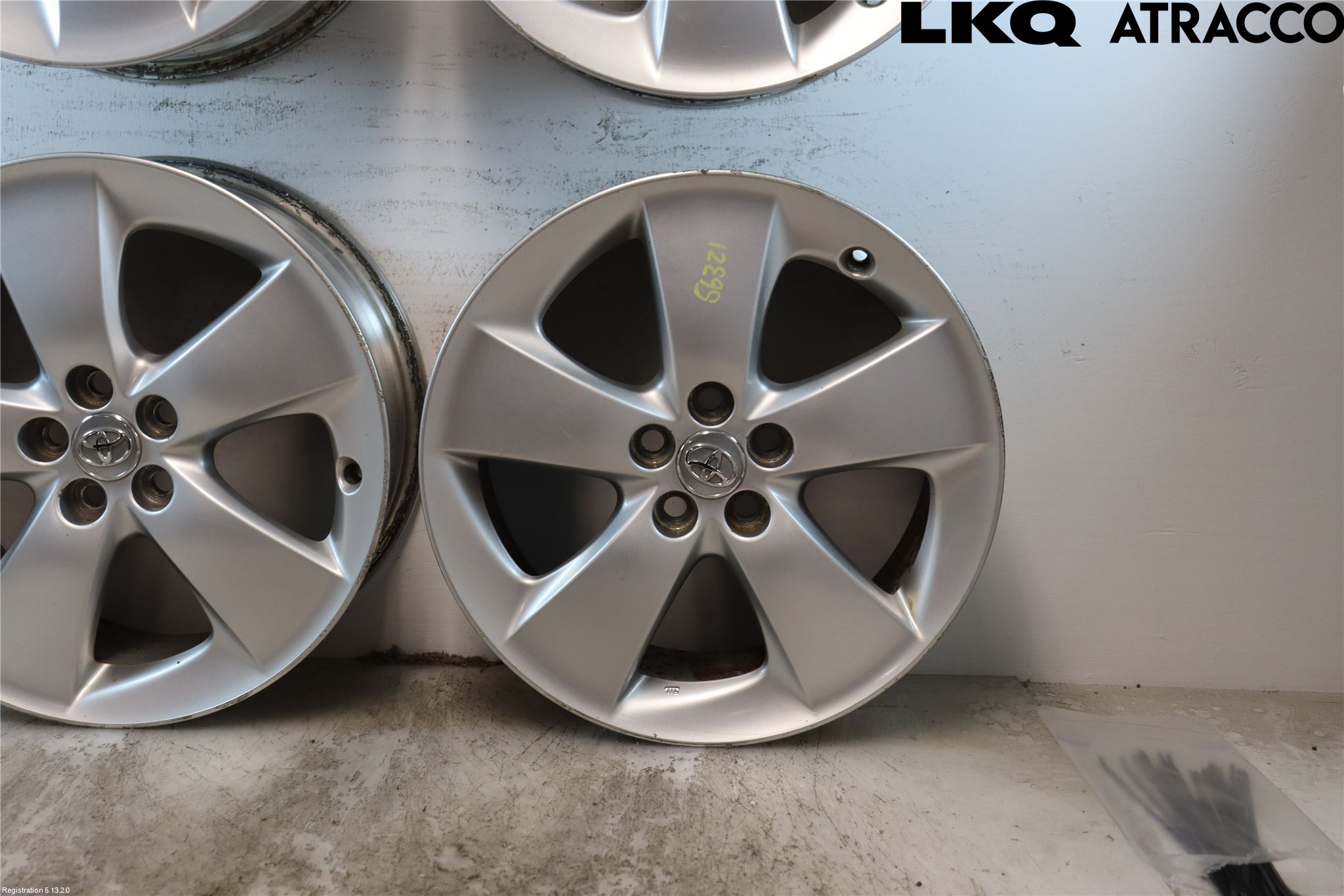 Toyota PRIUS ZVW30 09-20 Fälgsats Aluminium