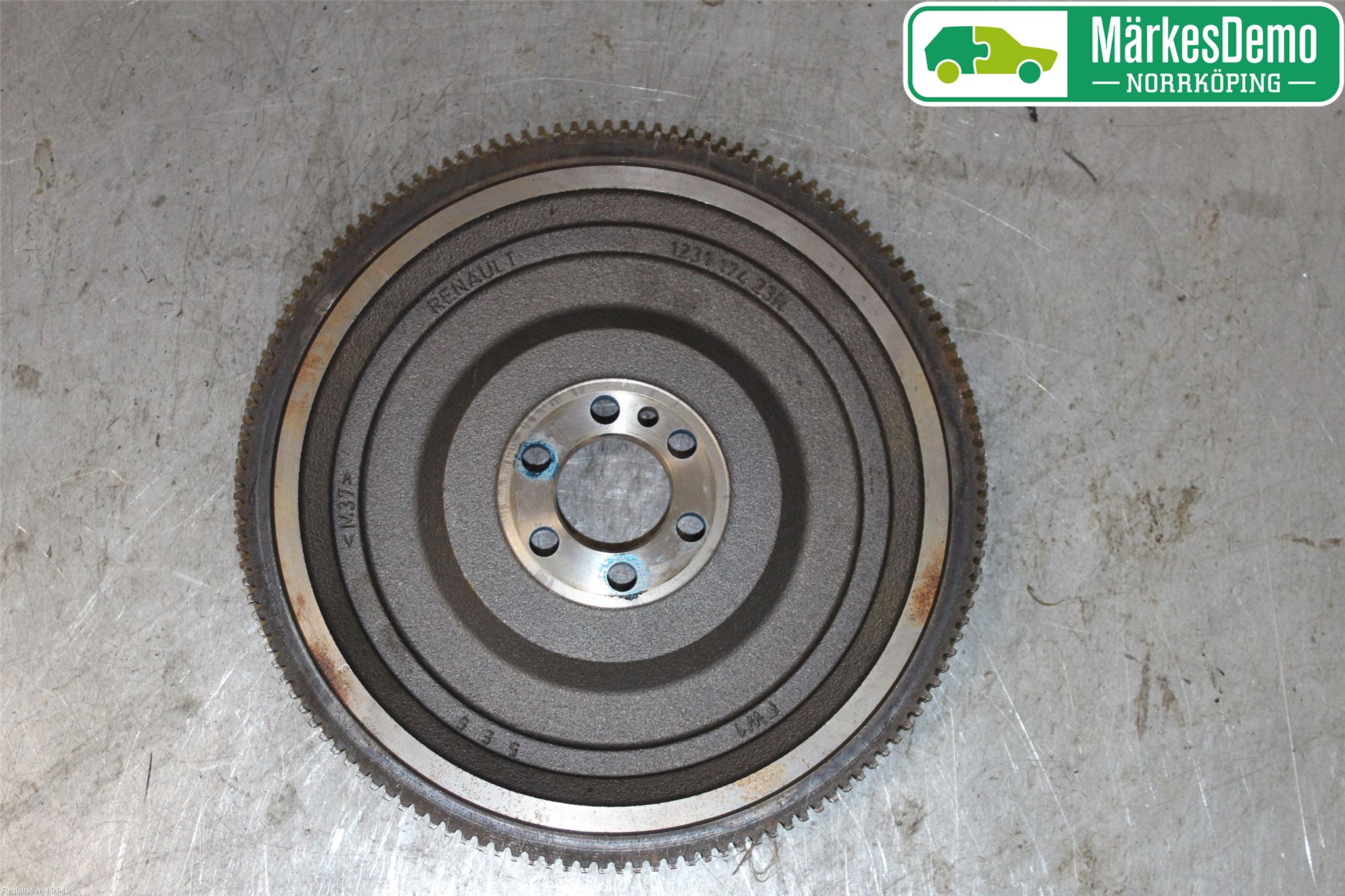 Dacia SANDERO/STEPWAY 13-20 Svänghjul Man