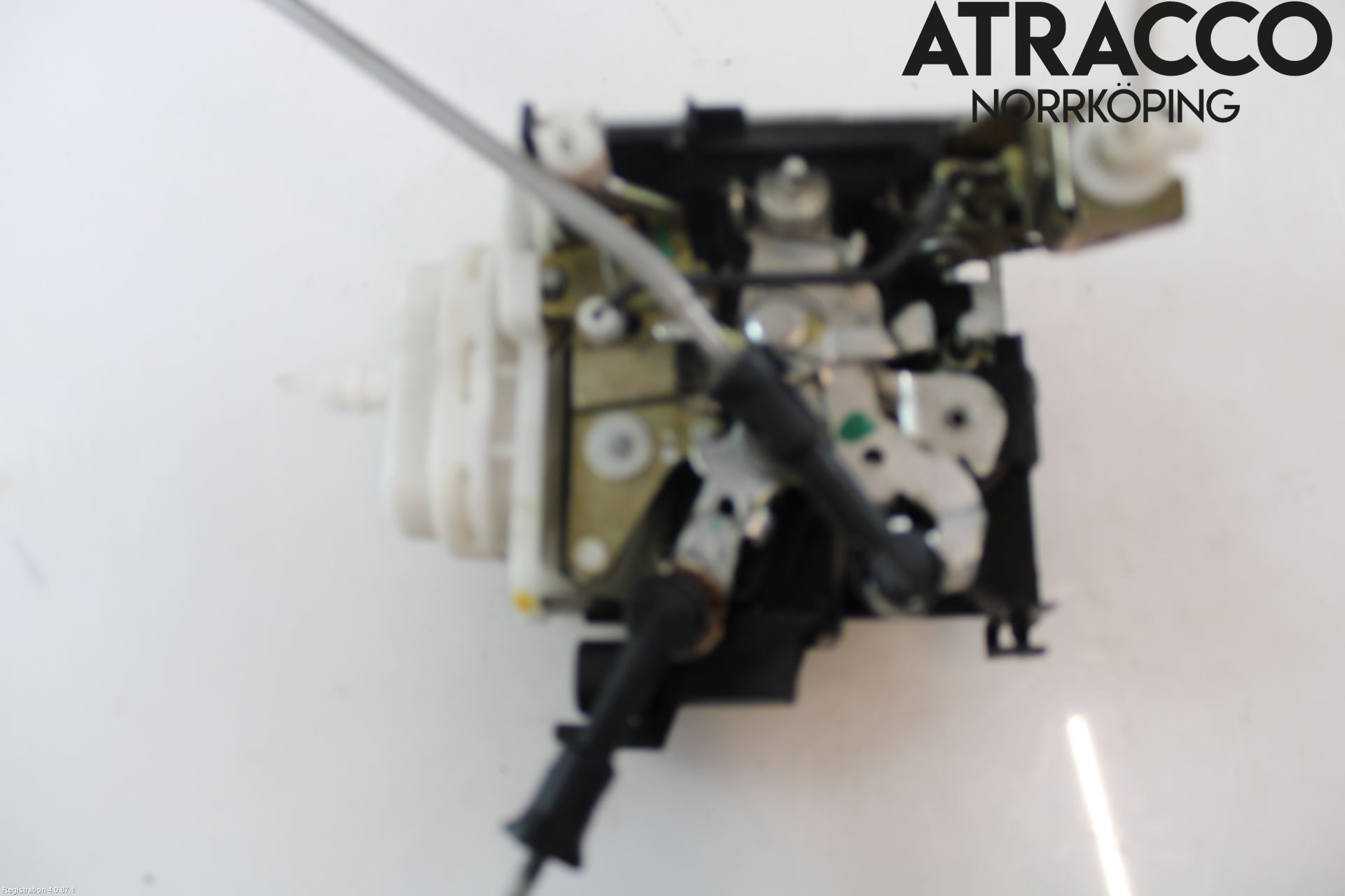 Audi A4/S4 99B-00 Låskista-Dörrlås