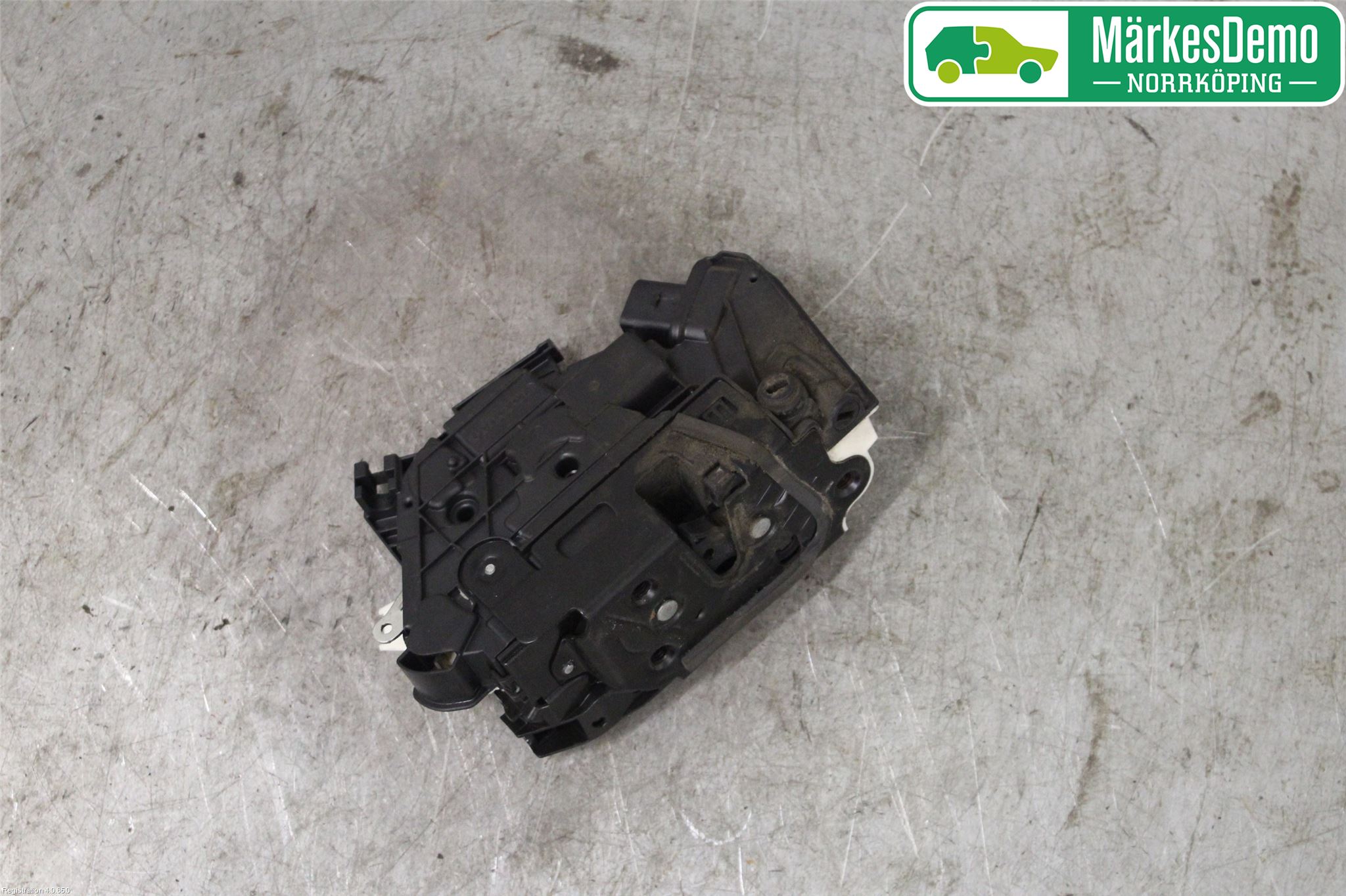 Volkswagen VW UP! / E-UP! Låskista-Dörrlås