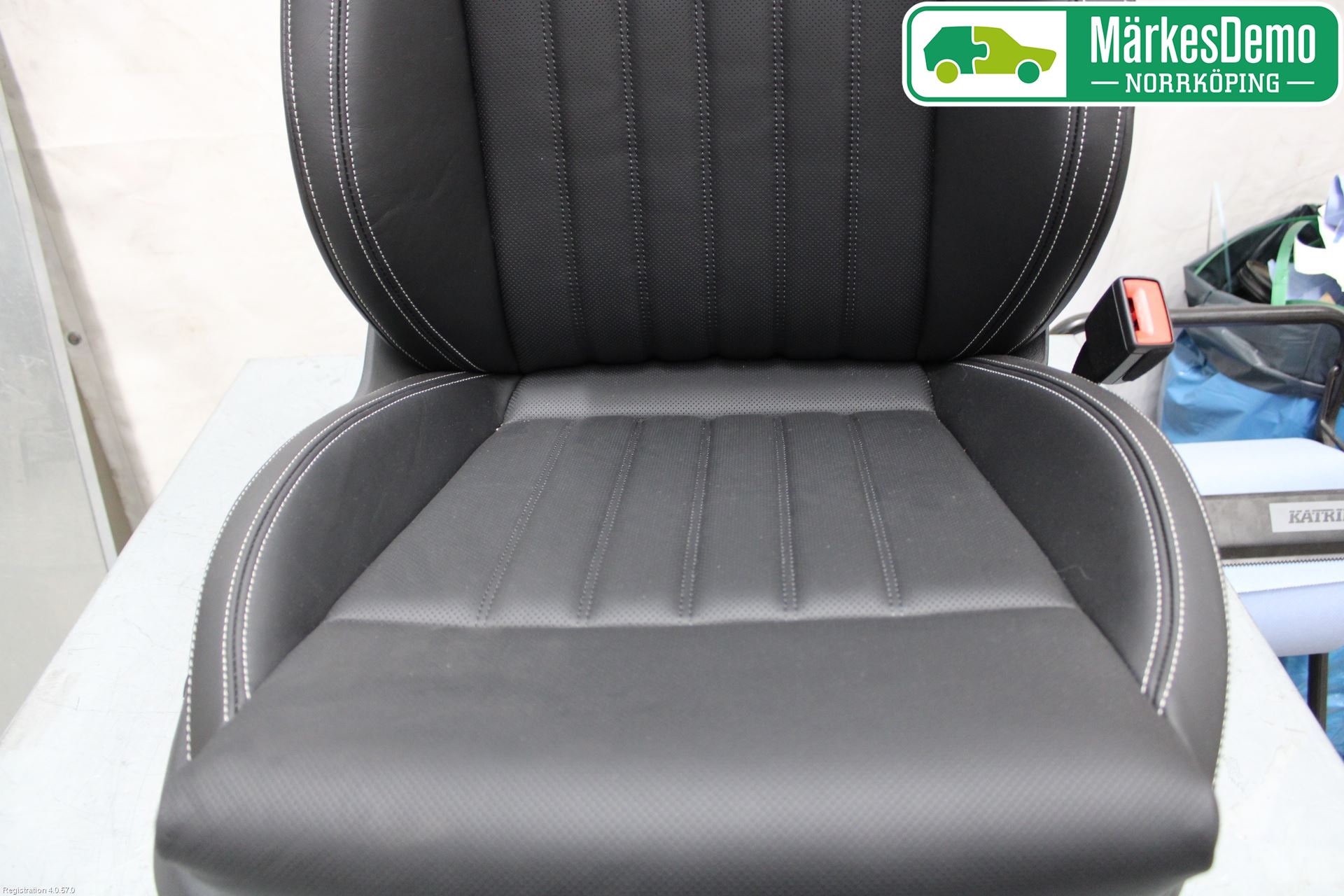 Skoda SUPERB 16-24 Inredning Stol Fram Hö