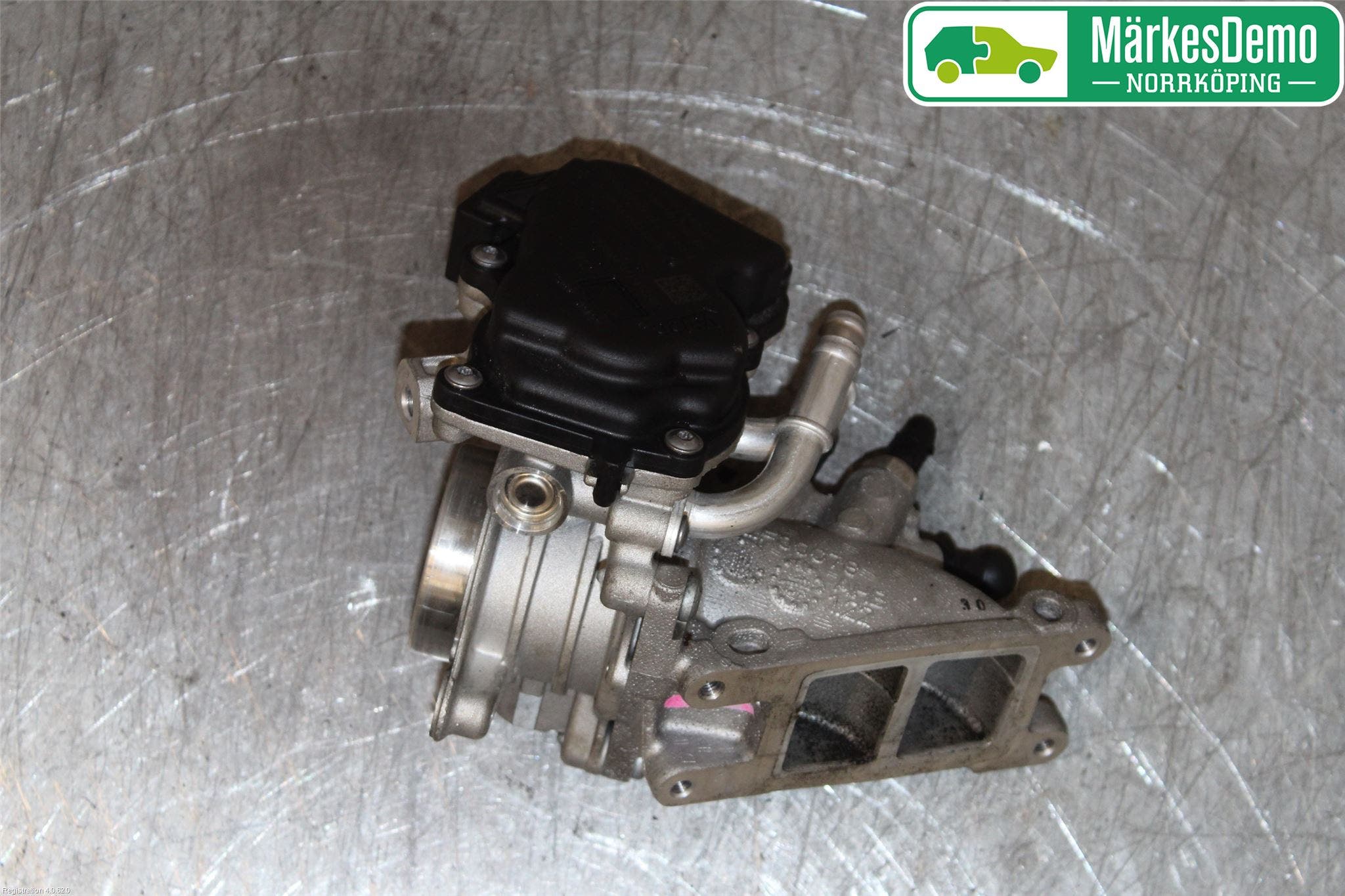 Volkswagen VW PASSAT 15-19 Injspjällhus