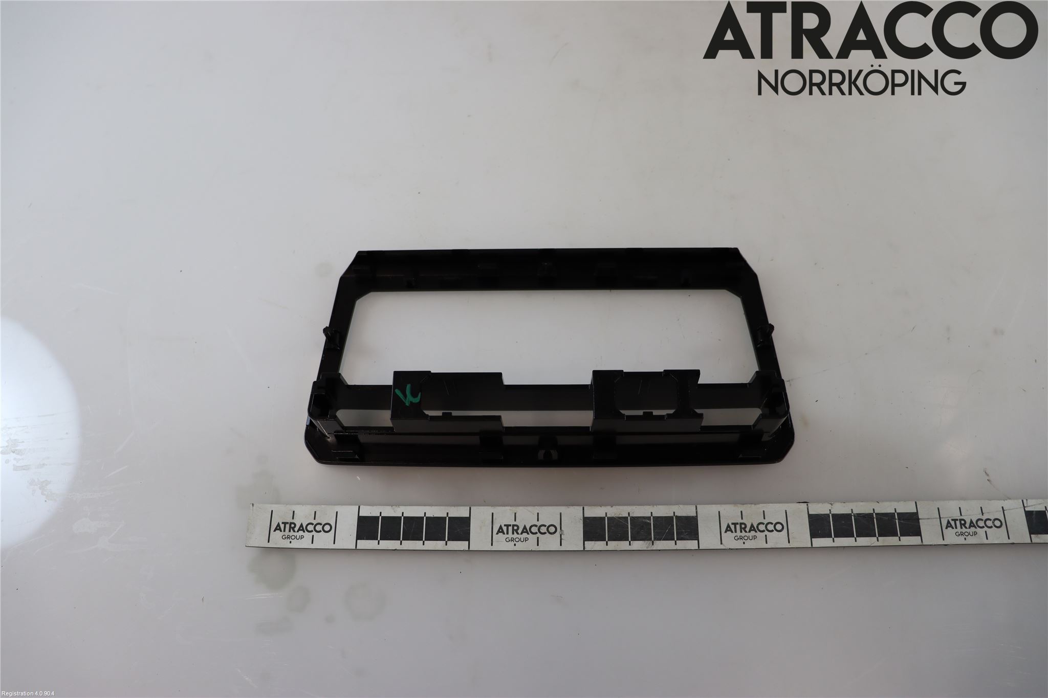 Volkswagen VW T-CROSS 19- Instrument-Radio Sarg