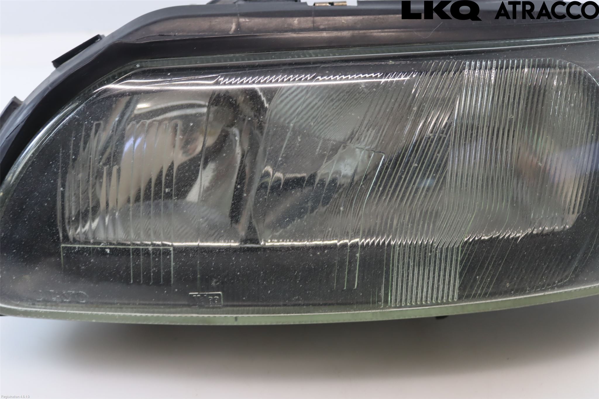 Volvo V70 00-04 Strålkastare Vänster