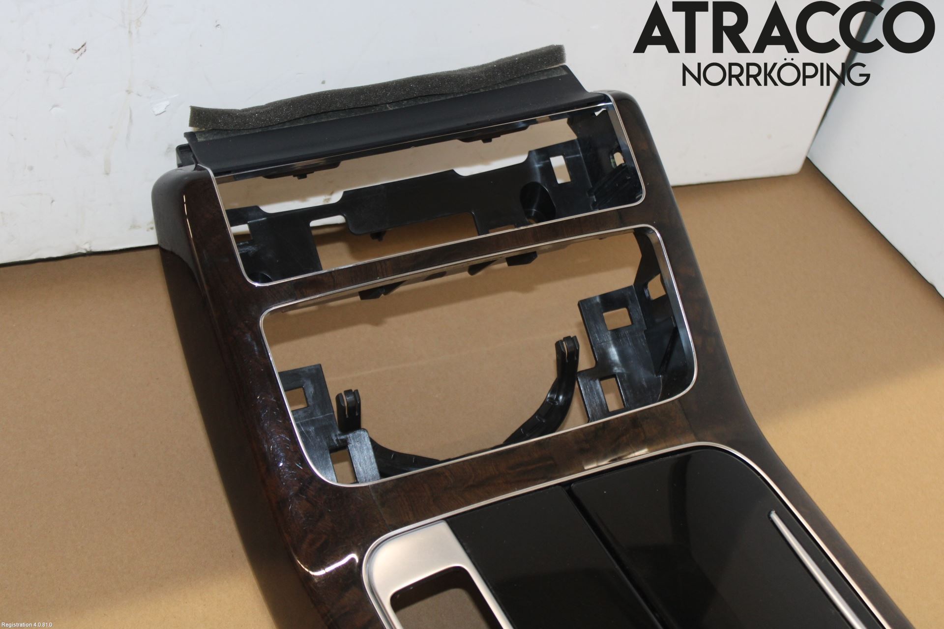 Audi A8/S8 4H 10-17 Instrumentkonsoll Mitt