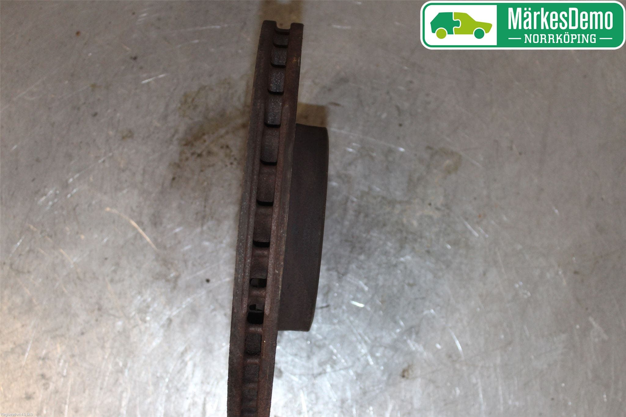 Audi A4/S4 B9 16-19 Bromsskiva Fram