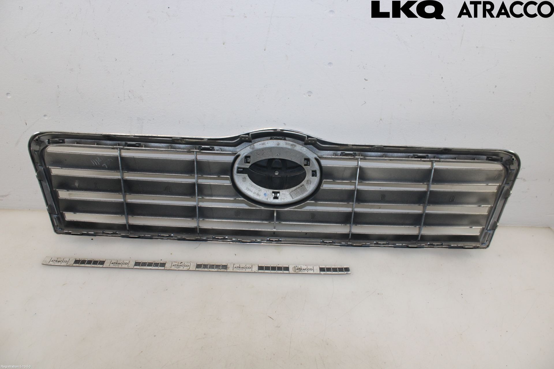 Toyota AVENSIS 03-06 Grill Komp