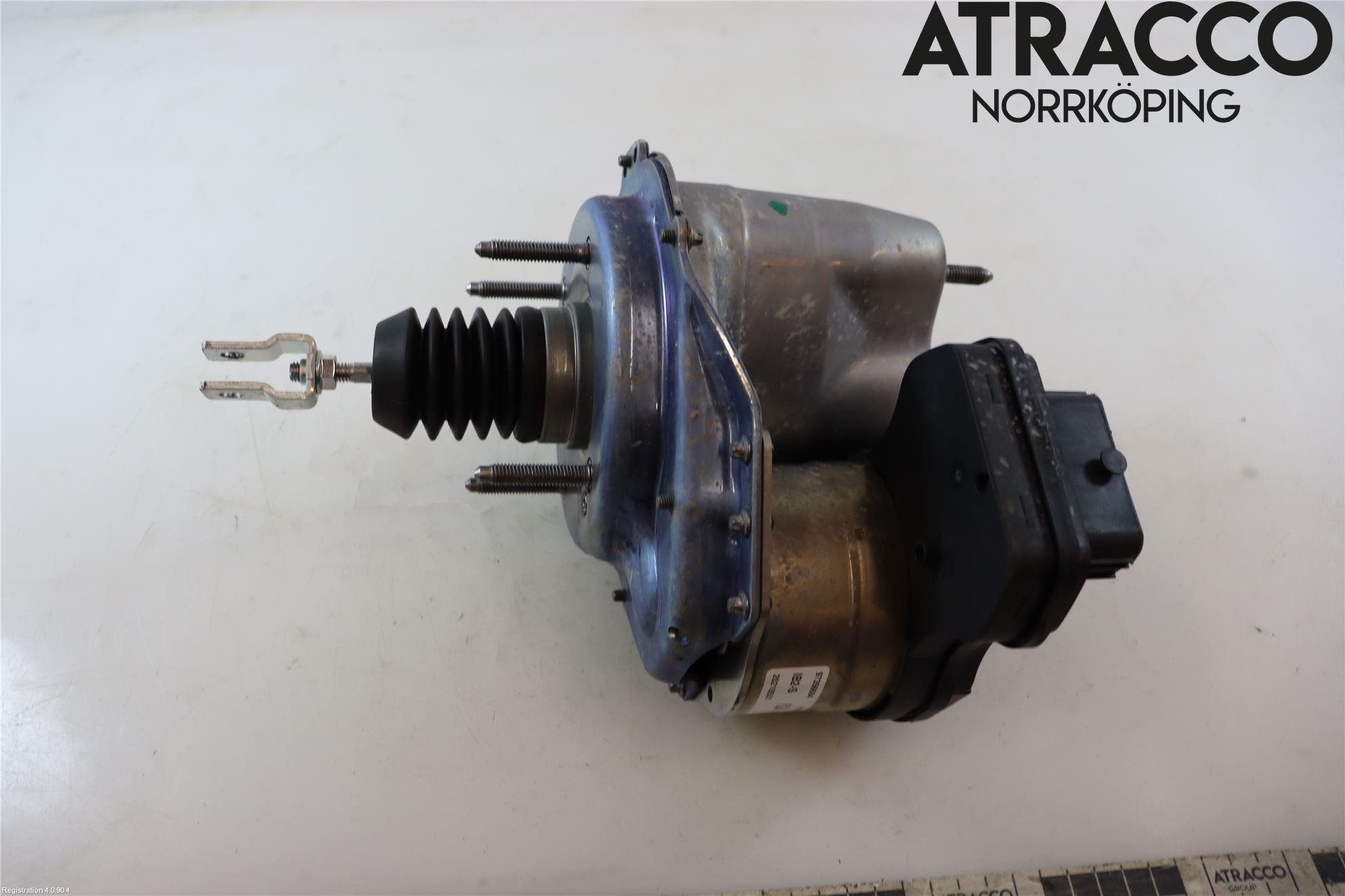 Toyota YARIS XP21 20- Bromsservo