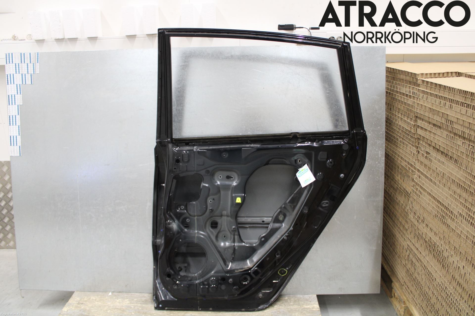 Renault KOLEOS I 08-10 Dörr Bak Höger