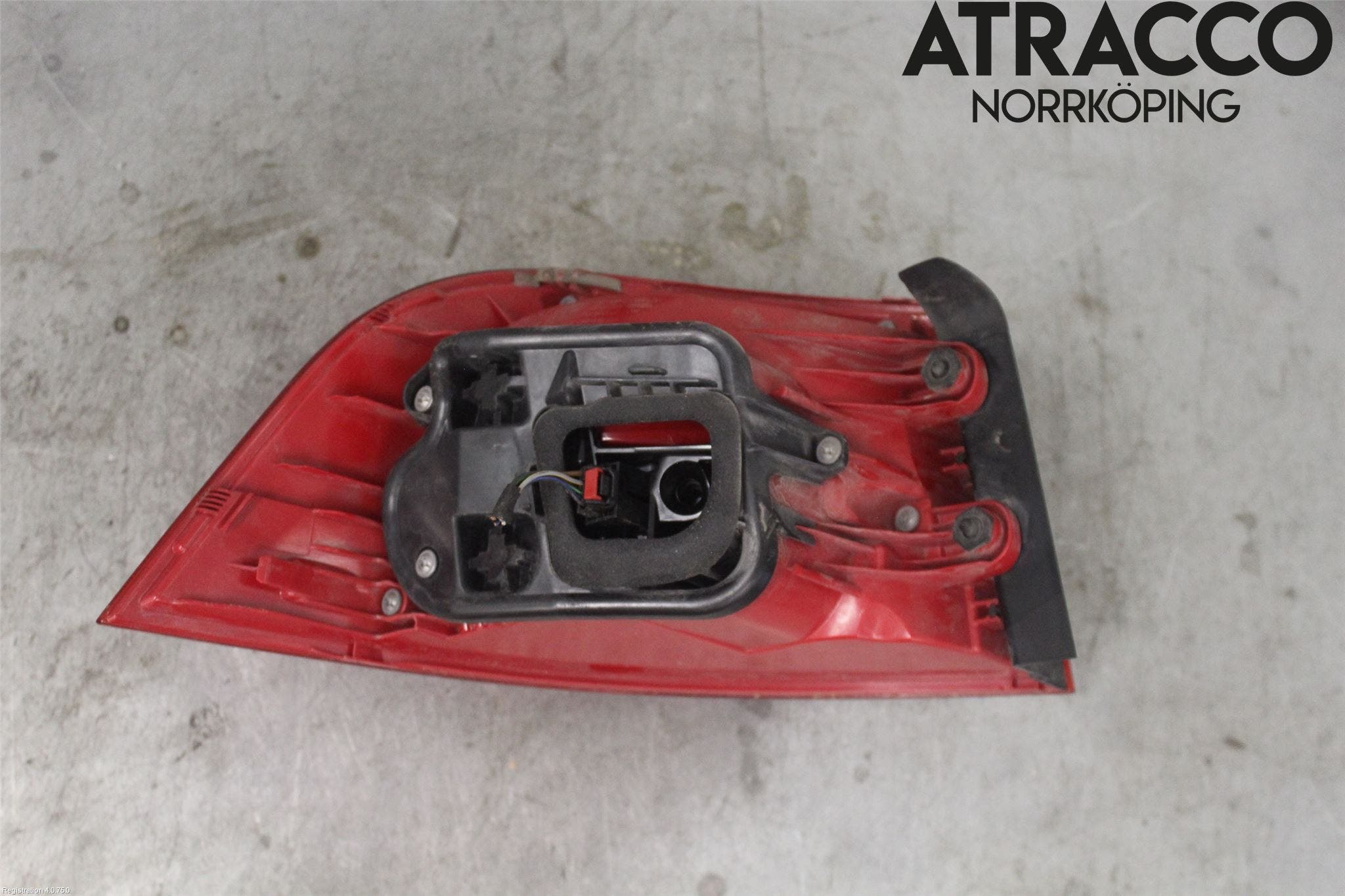 Volkswagen VW PASSAT 11-14 Bakljus Höger