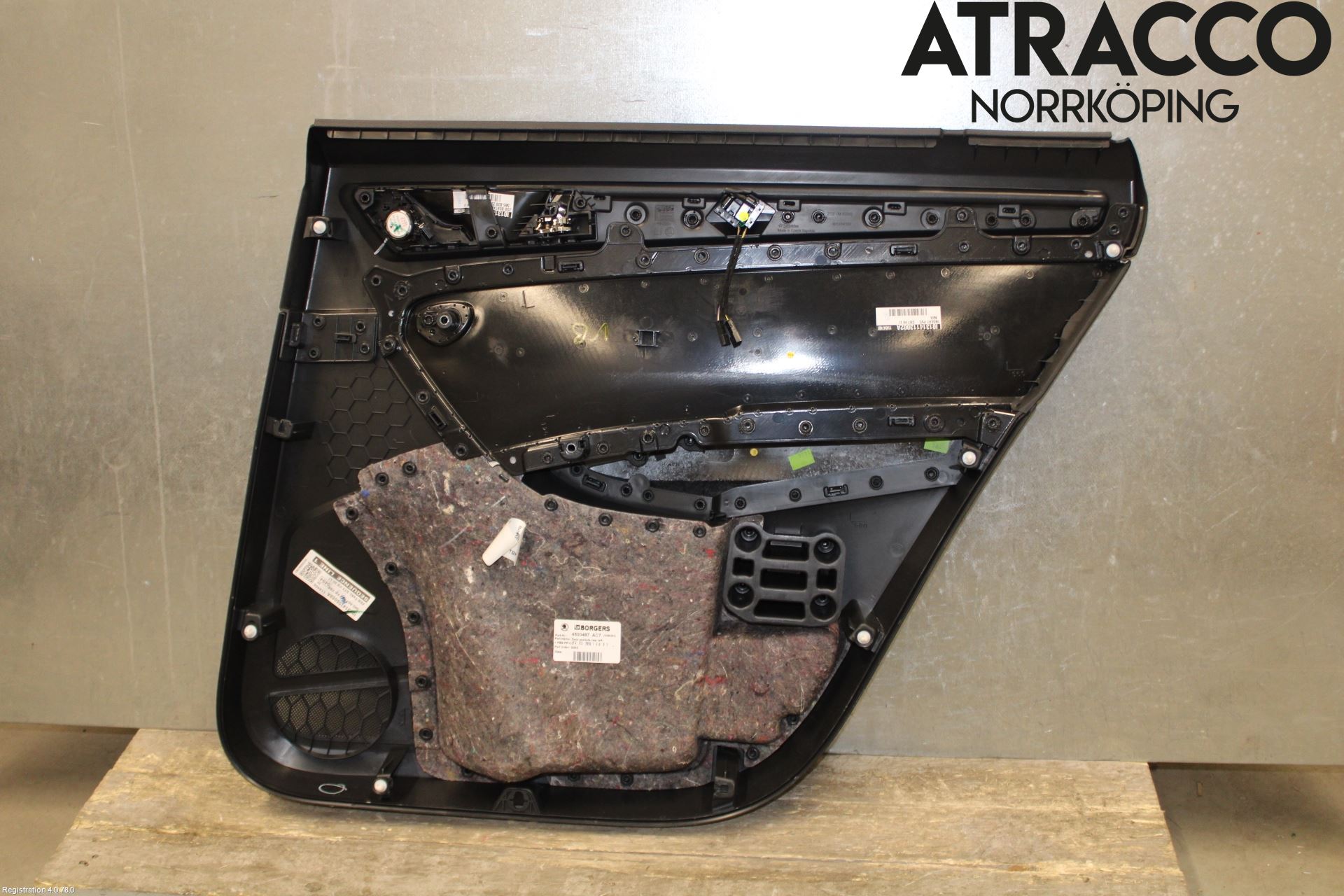 Skoda KODIAQ 17-24 Dörrklädsel Vä