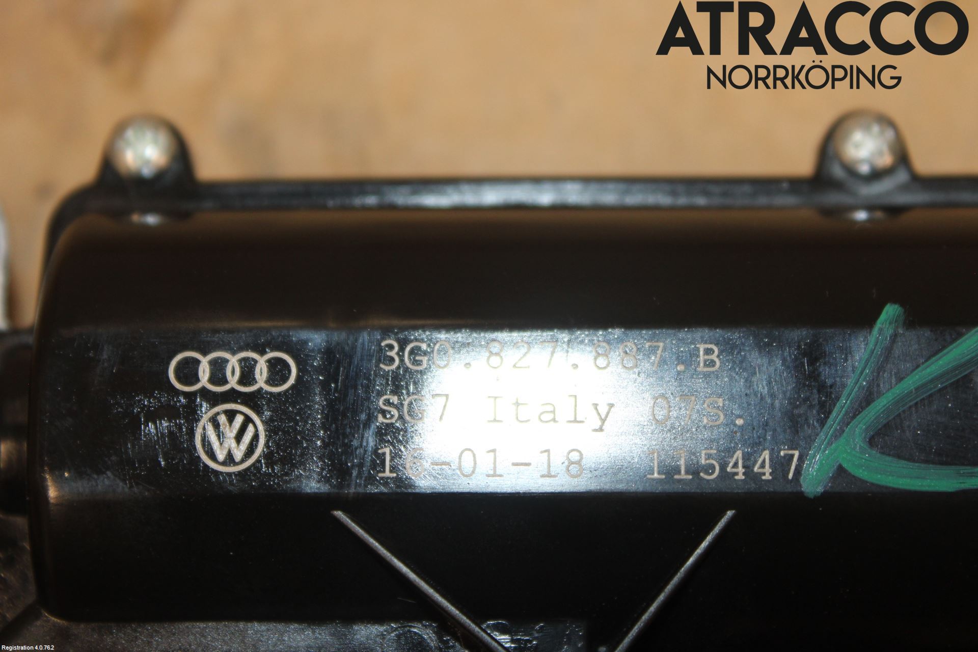 Volkswagen VW PASSAT 15-19 Bakluckeöppnare Automatisk