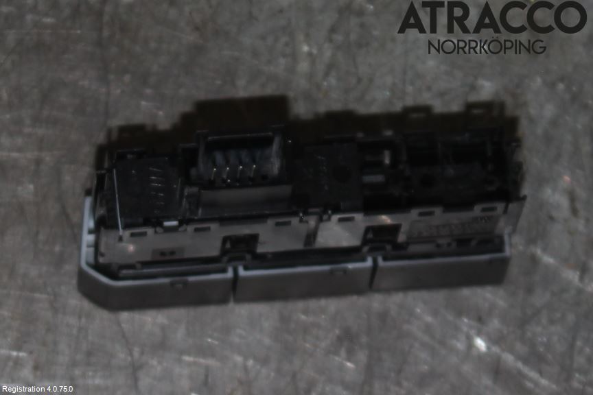 Volkswagen VW T-ROC 18- Strömställare Övrigt