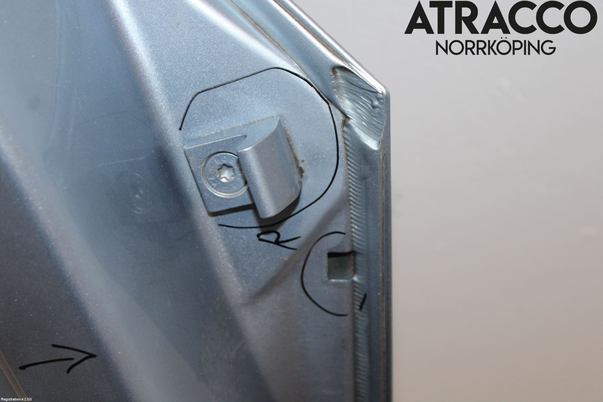 BMW 1 E87/81 5D/3D 03-11 Dörr Bak Höger