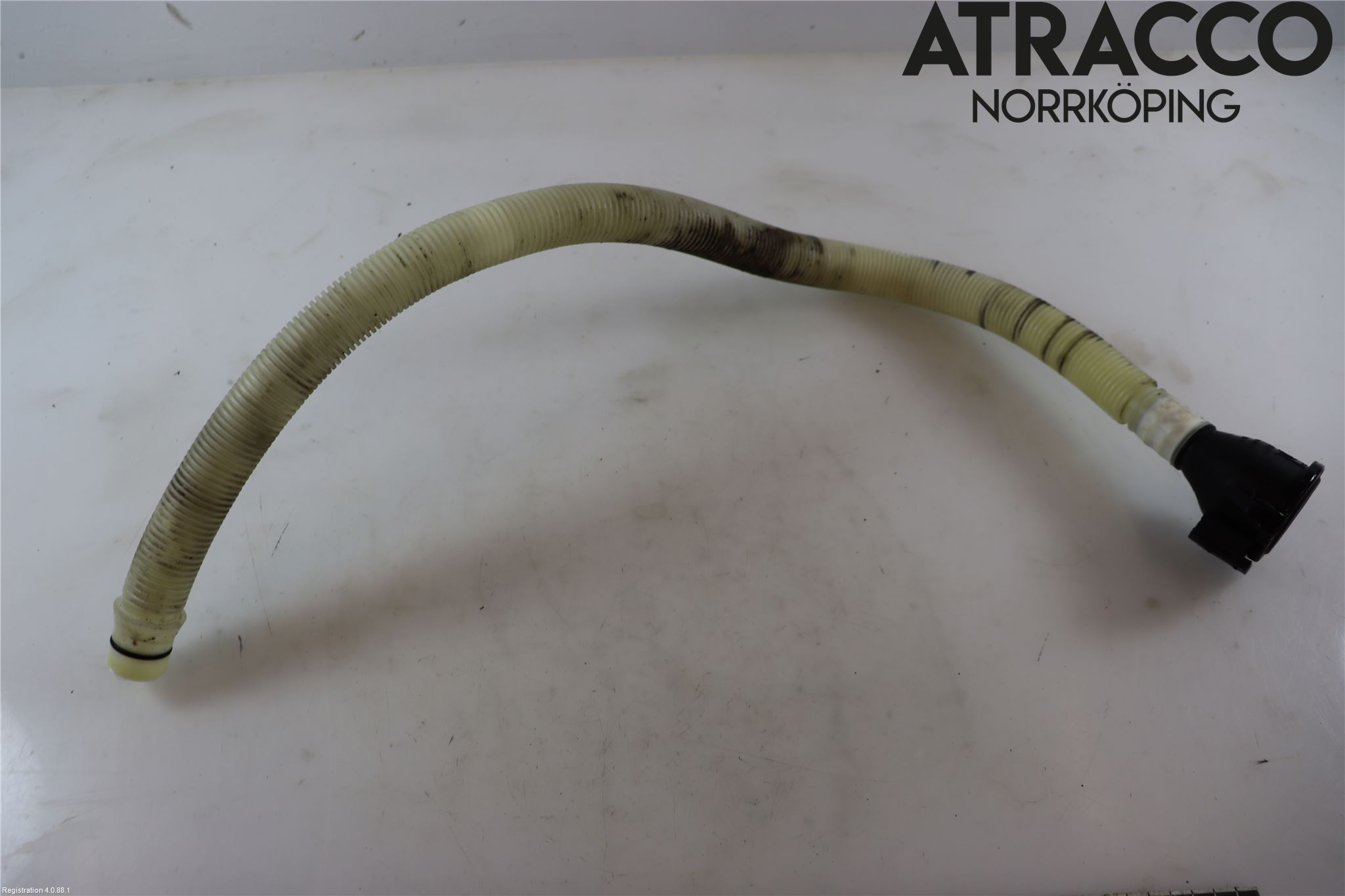 BMW 1 E87/81 5D/3D 03-11 Spolartank Påfyllningsrör