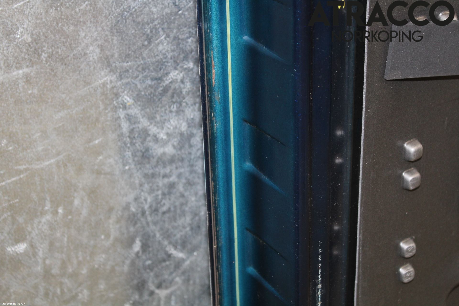 Peugeot 307     05-08 Dörr Fram Höger