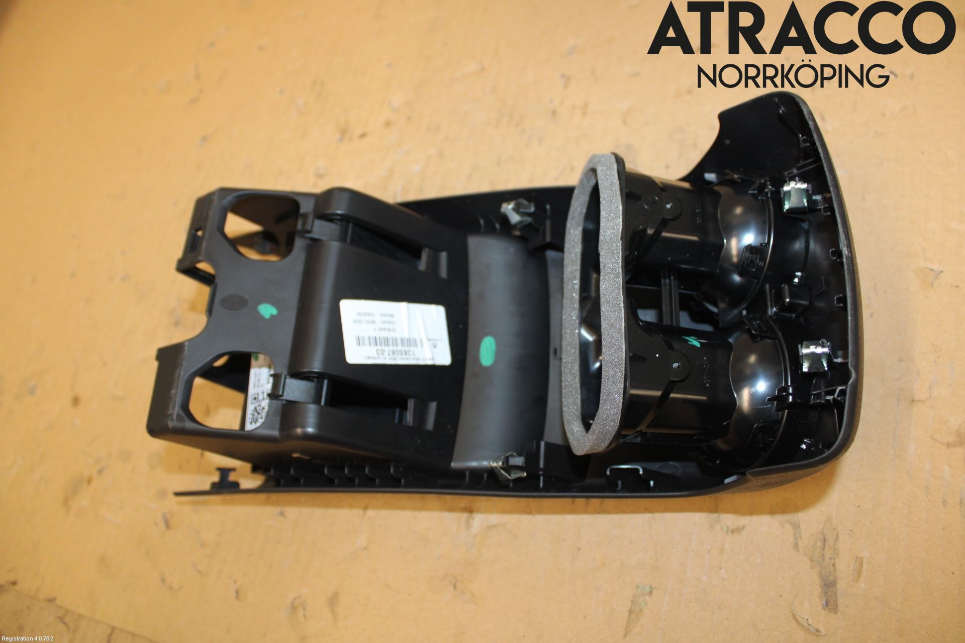 Mercedes-Benz MB CLA-KLASS (C118/X118) 19- Instrumentkonsoll Mitt