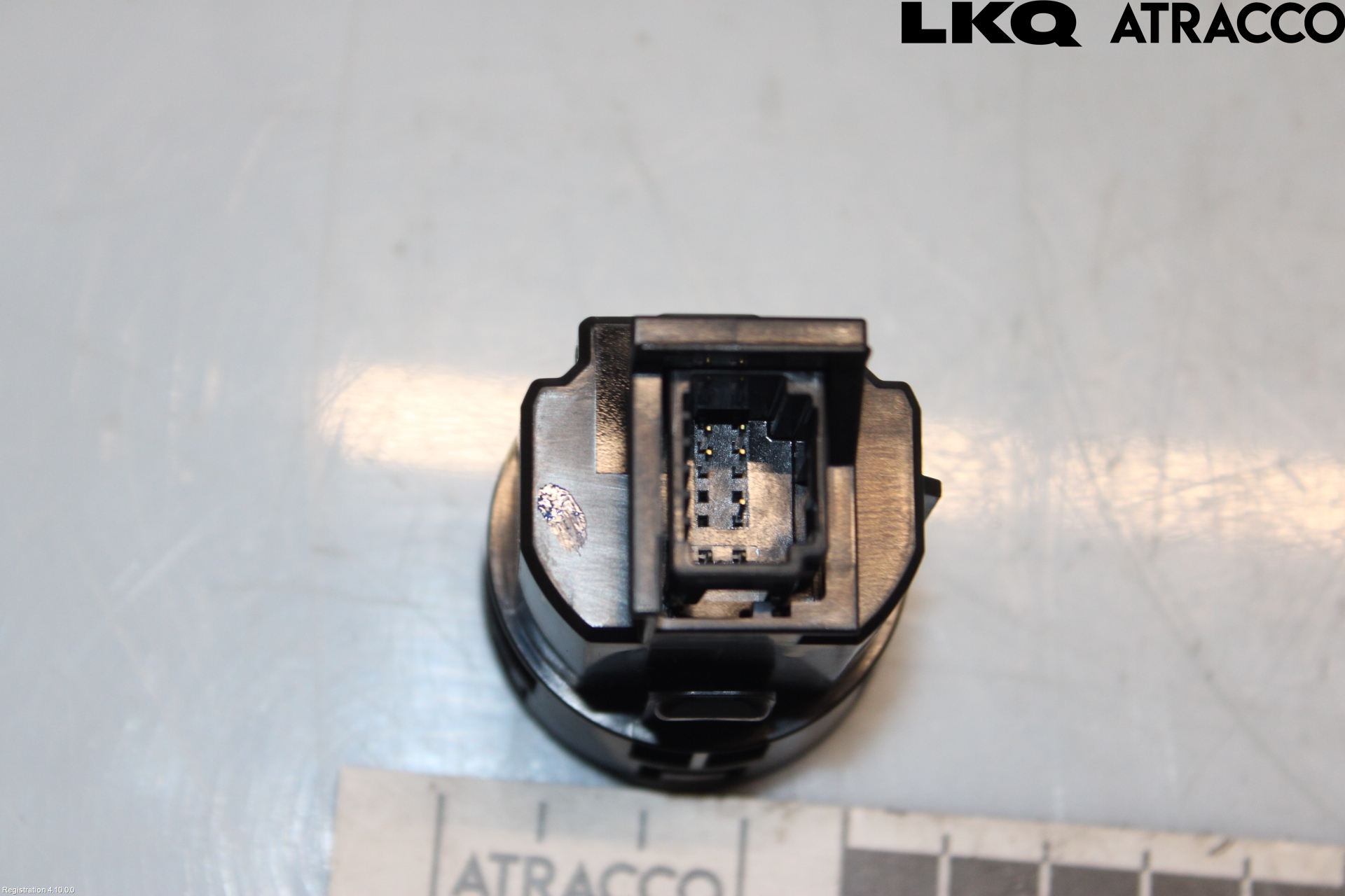 Toyota C-HR 24- Startknapp Personbil