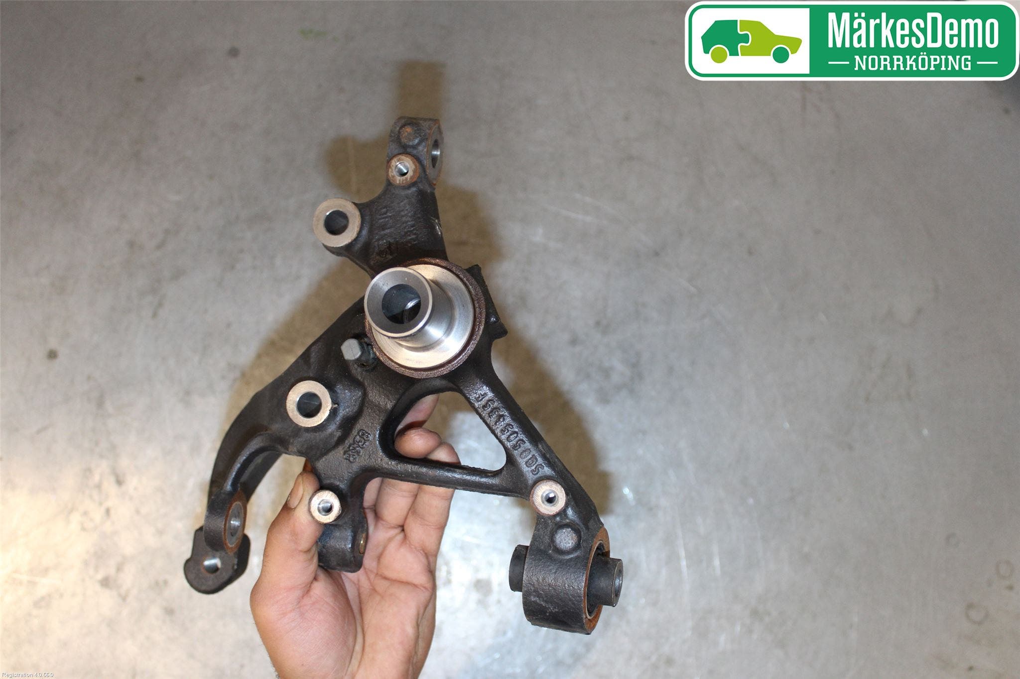 Volkswagen VW GOLF / E-GOLF VII 13-20 Hjullagerhus-Spindel Vä B